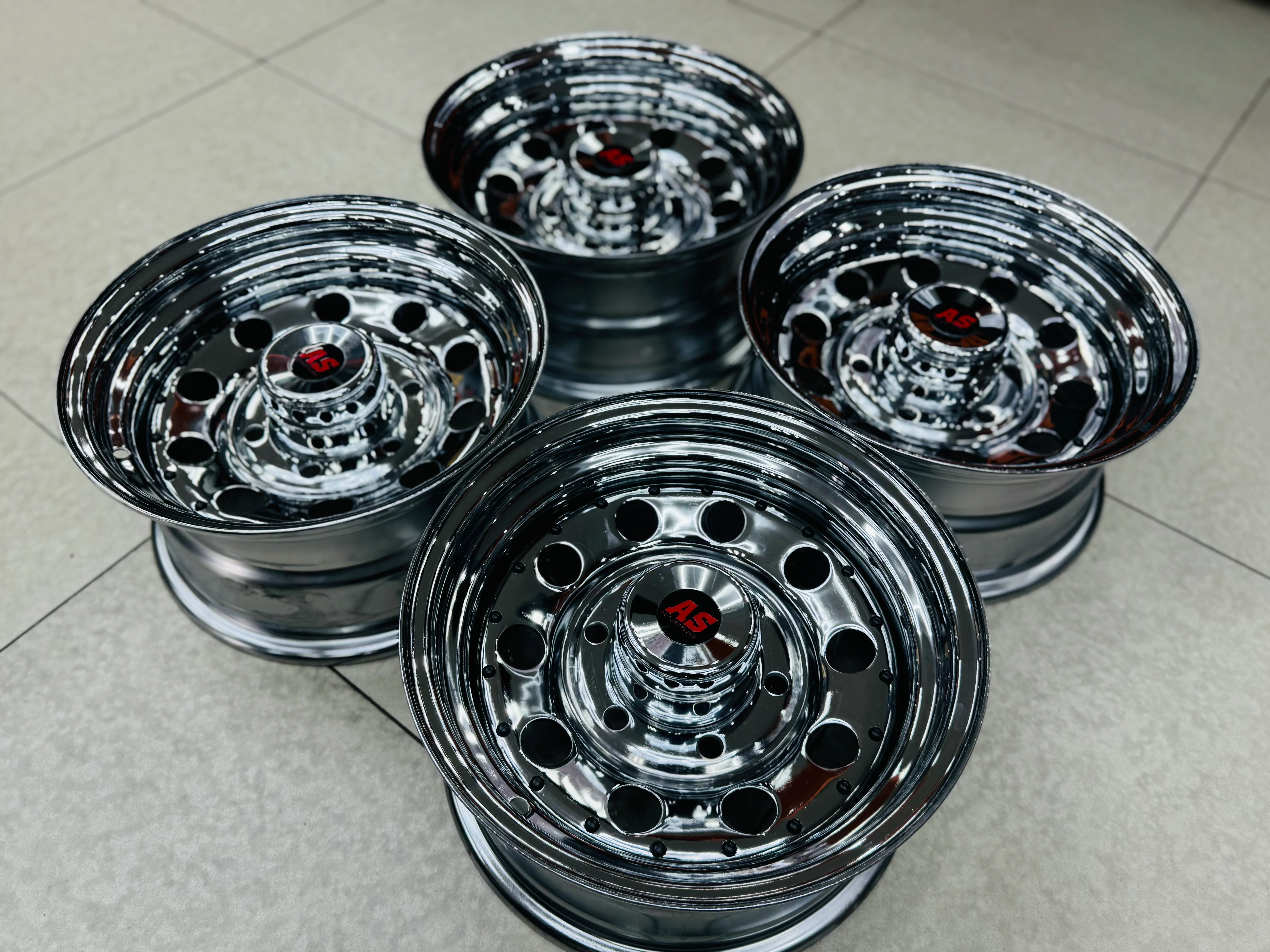 14” A-LINE MODULAR CHROME 5/114 7 seater - Image 6