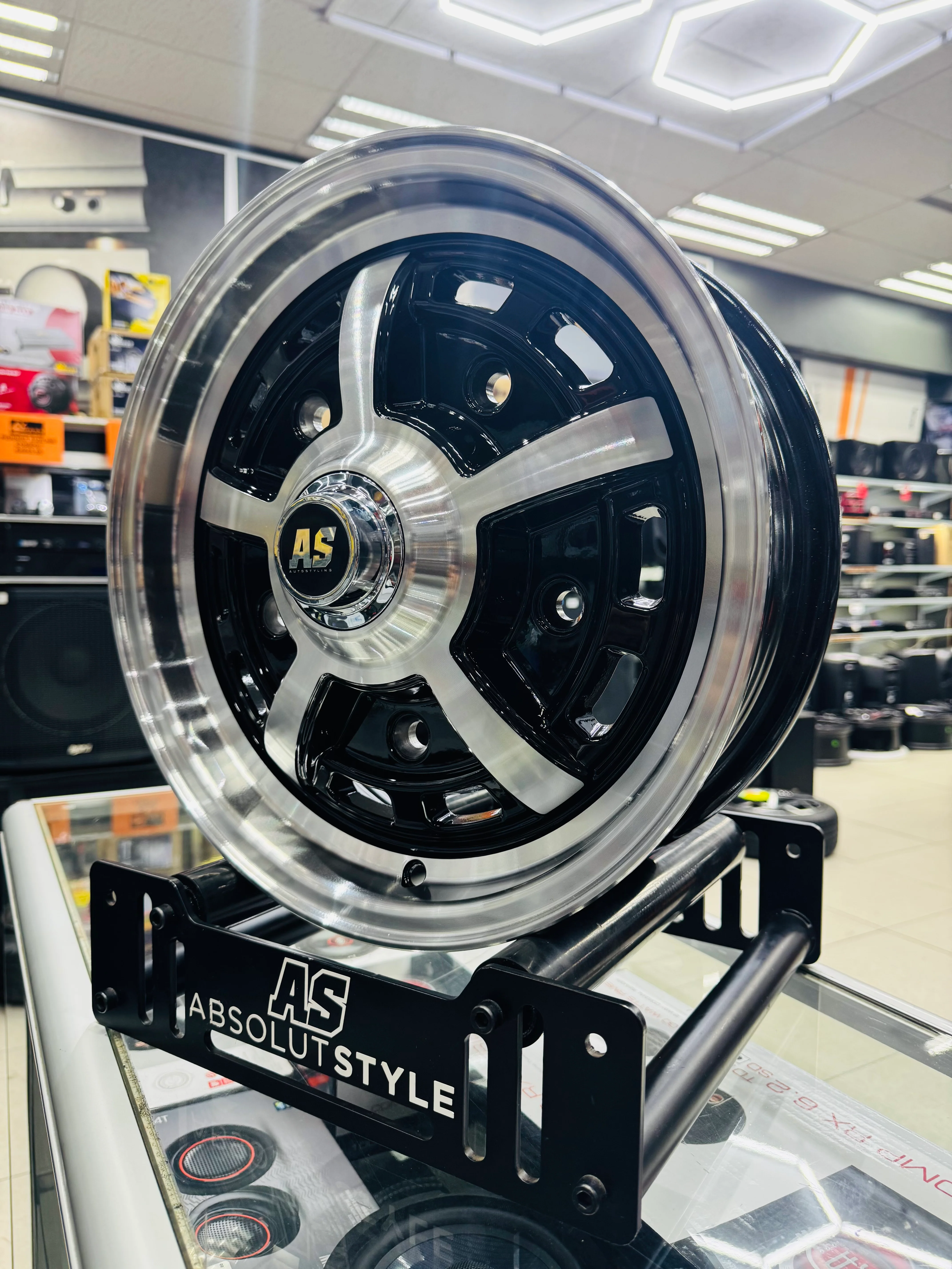 15'' AS- BEETLE RIMS 5x205 PDC - Image 2