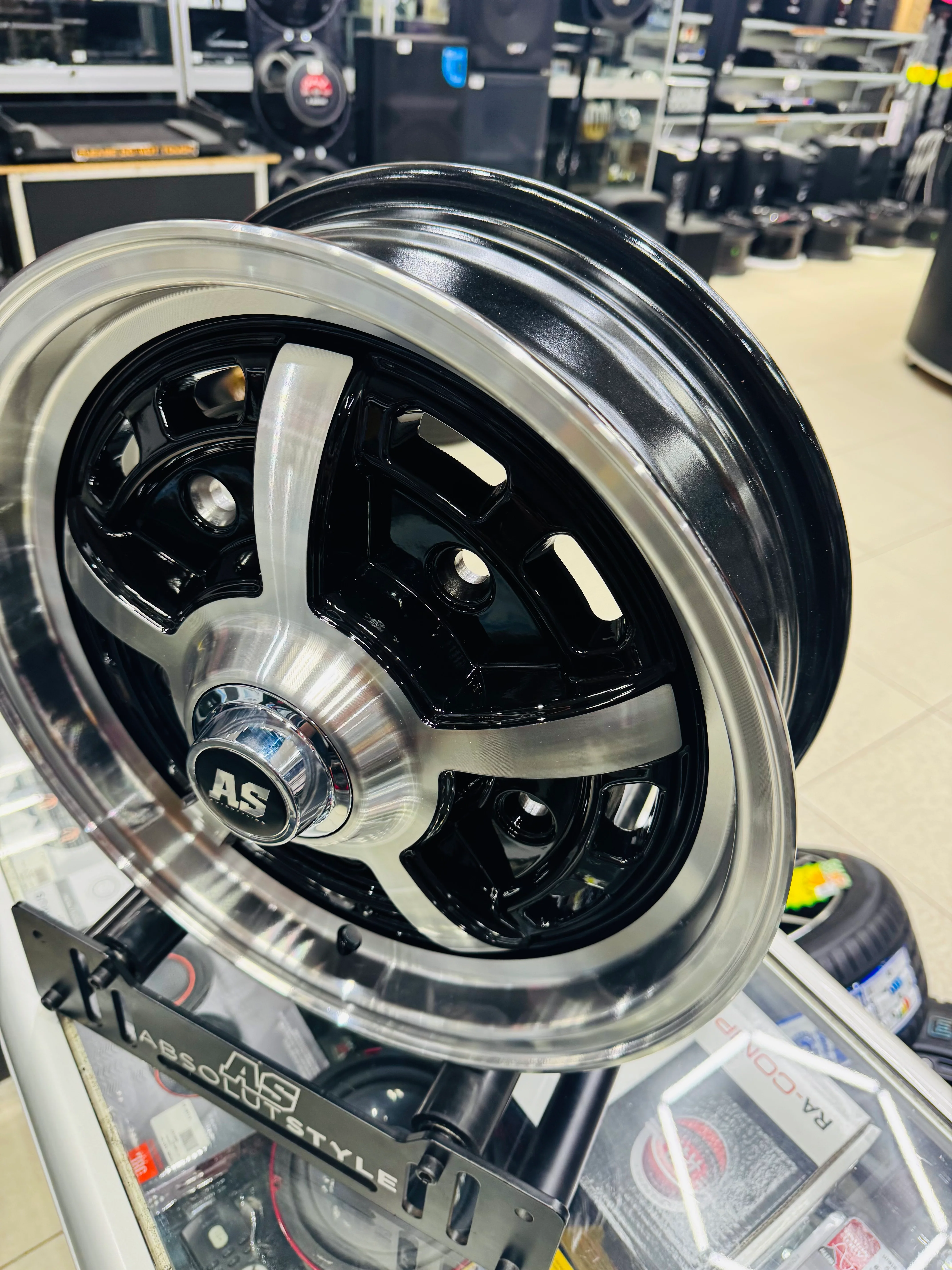 15'' AS- BEETLE RIMS 5x205 PDC - Image 3