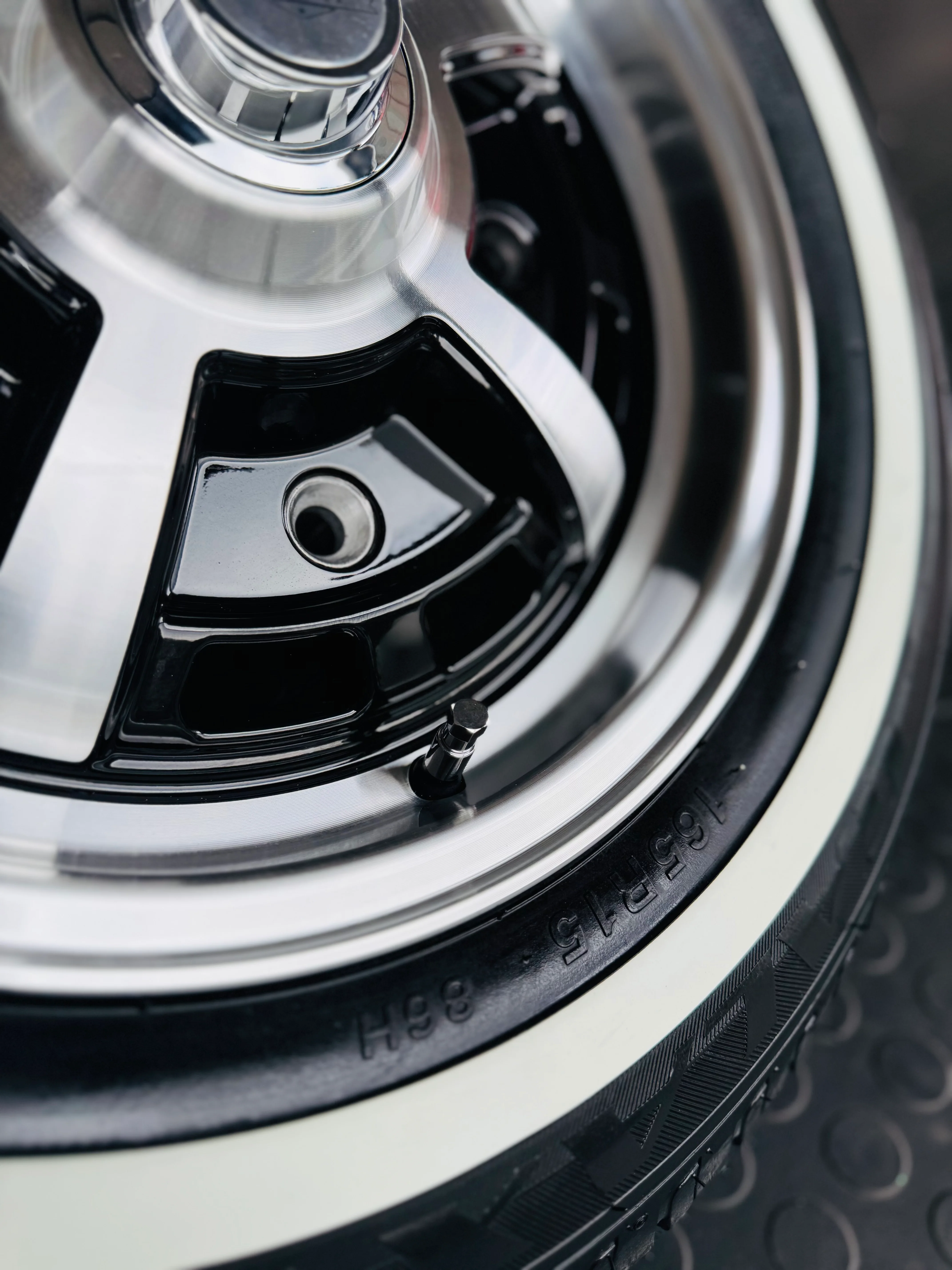 15'' AS- BEETLE RIMS 5x205 PDC - Image 9