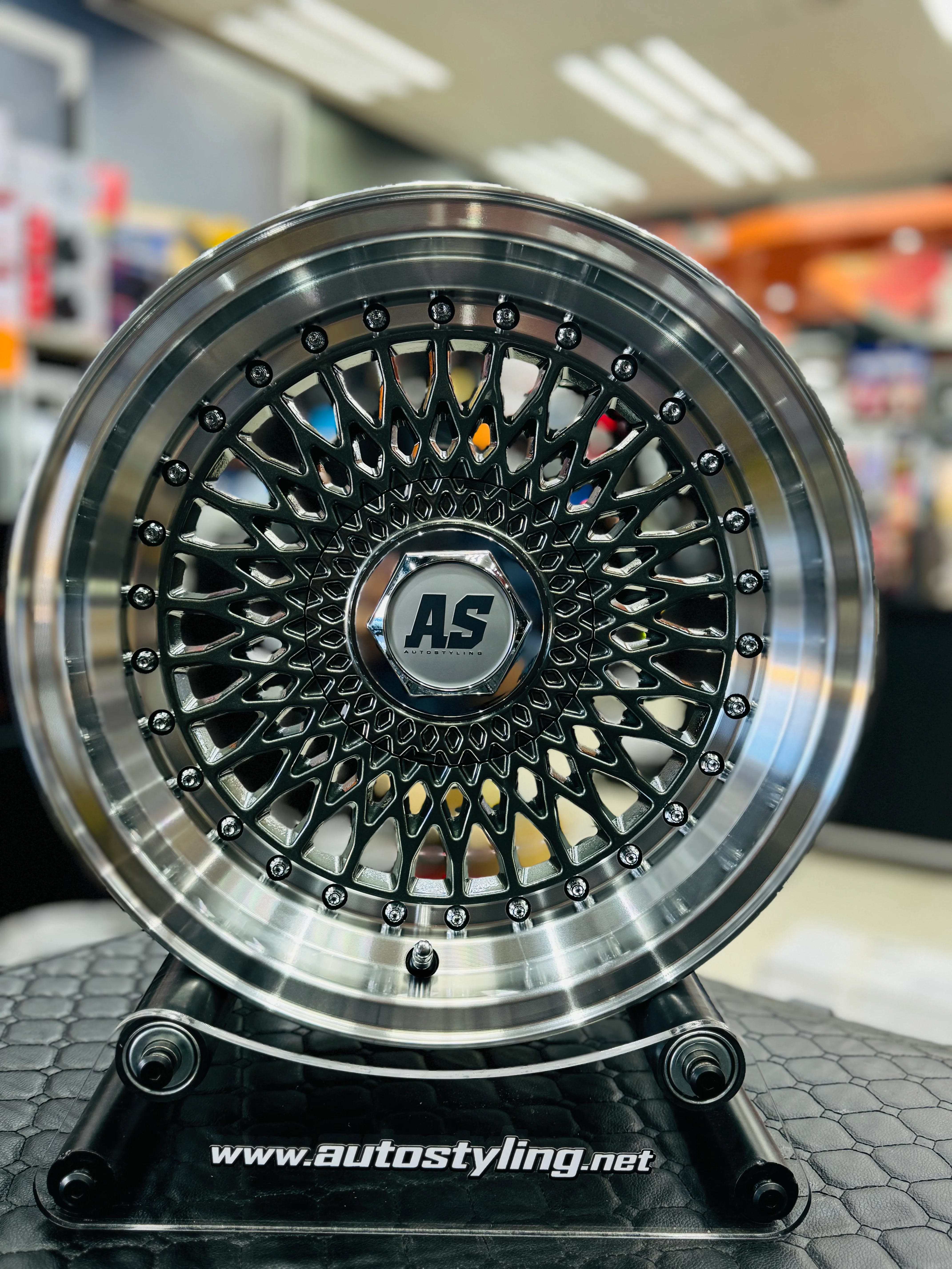 15” M7514 AS-SUPERMESH  4/100 4/114 GUNMETAL - Image 2