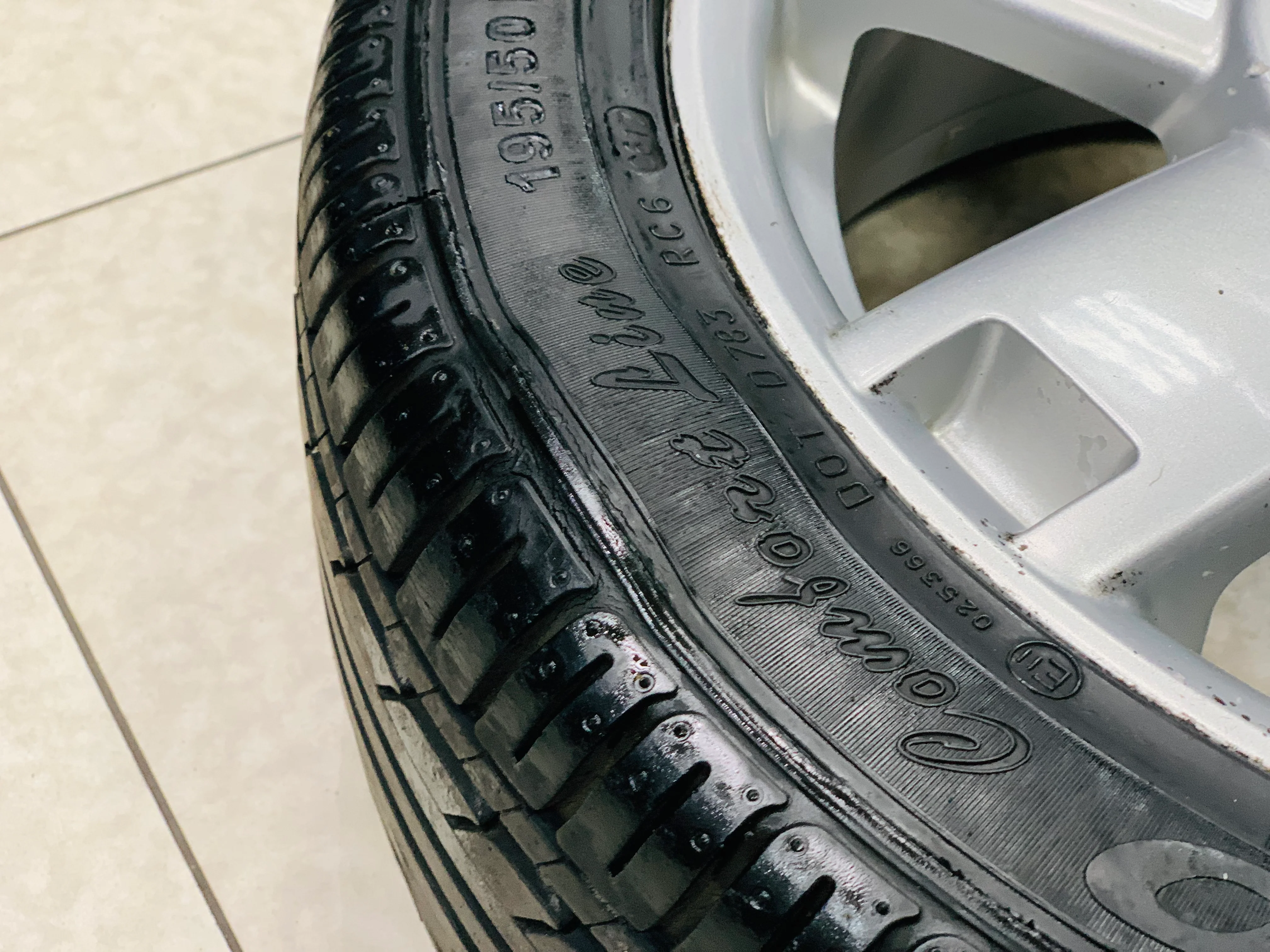 15” OEM PREOWNED ROX WHEELS & TYRES - Image 10