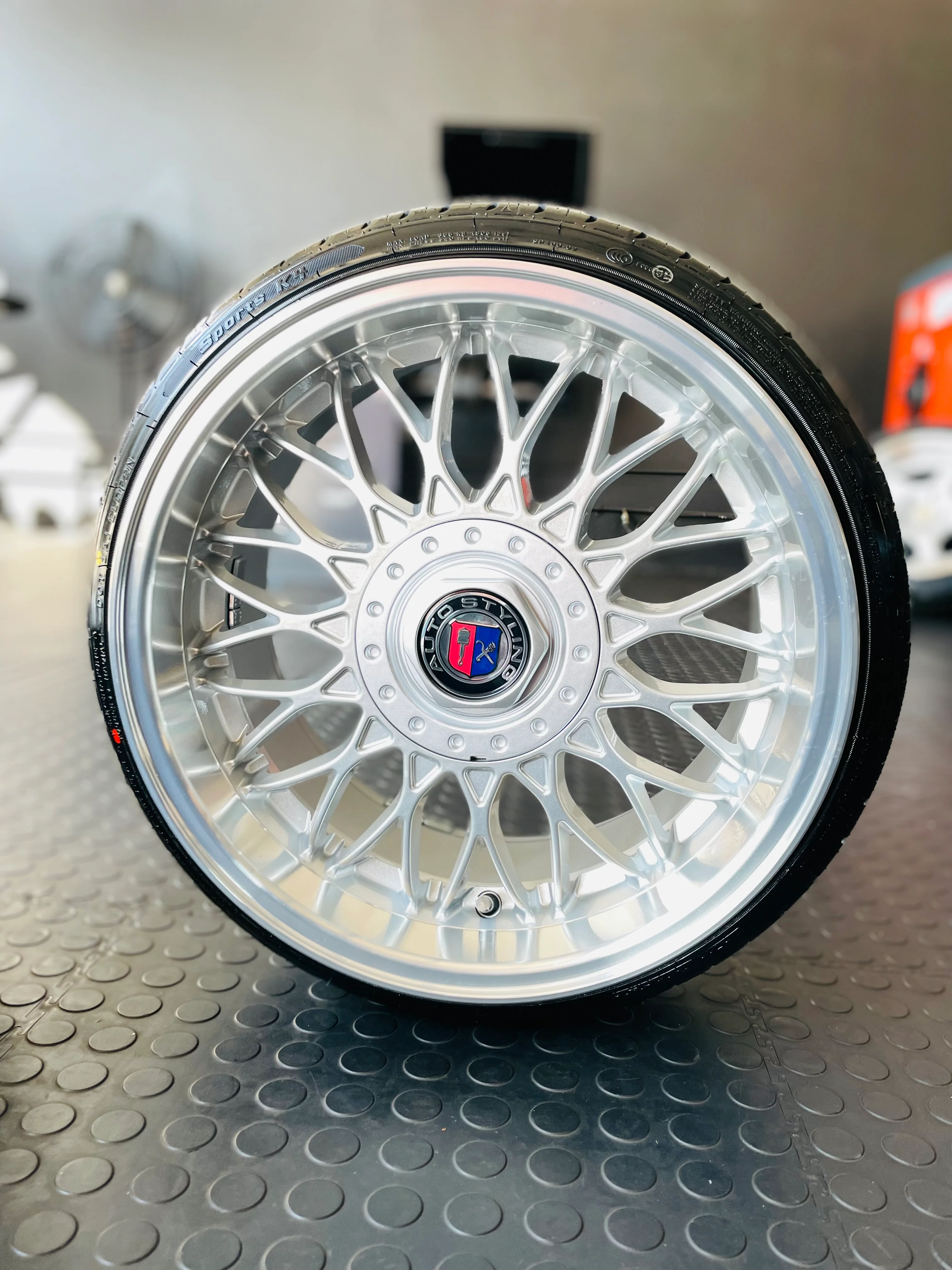 16” AS-VURA MESH / JETTA VR6 click on description for specs - Image 38