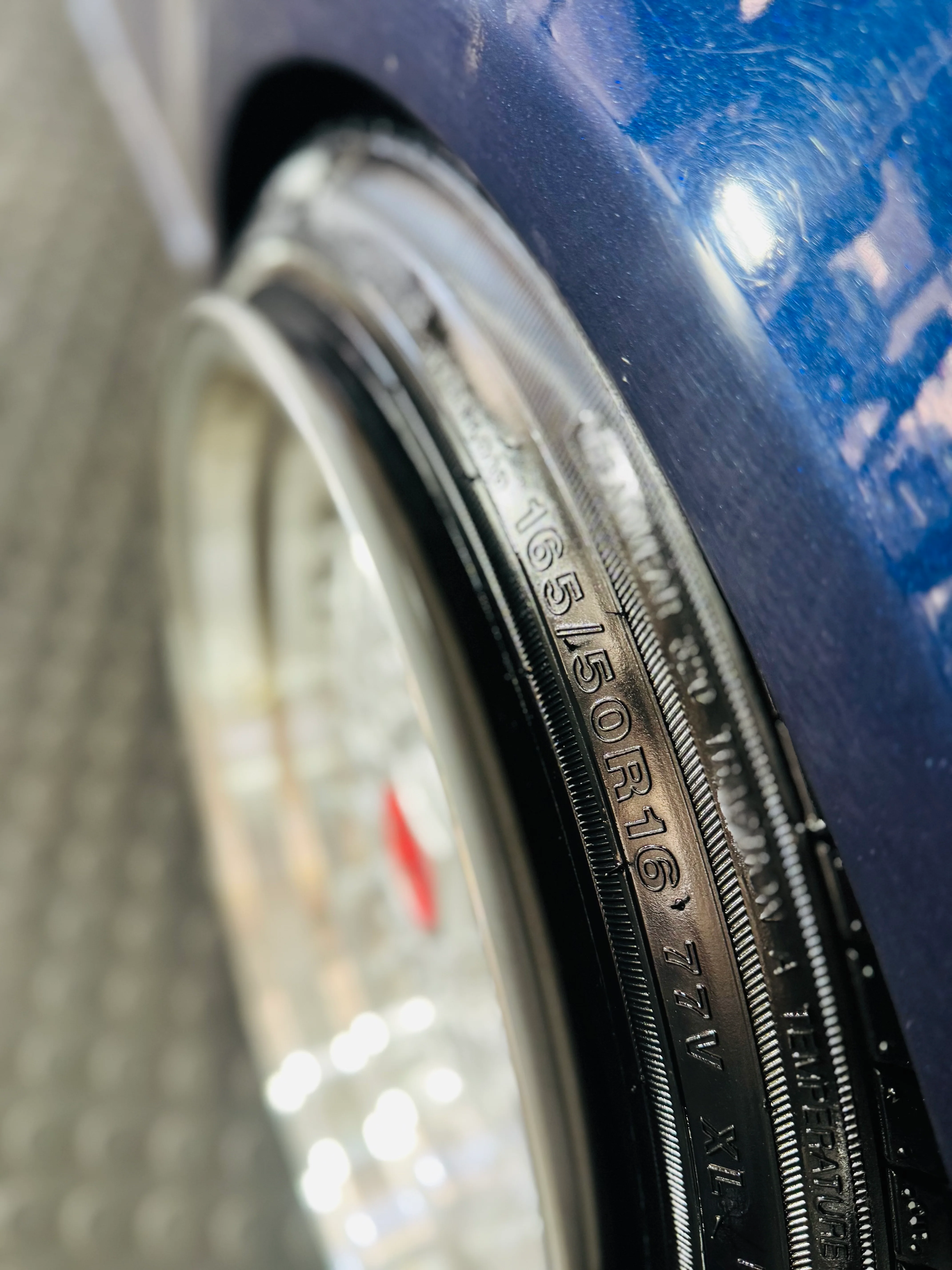 165 50 16 STRETCH TYRE WINRUN - Image 2