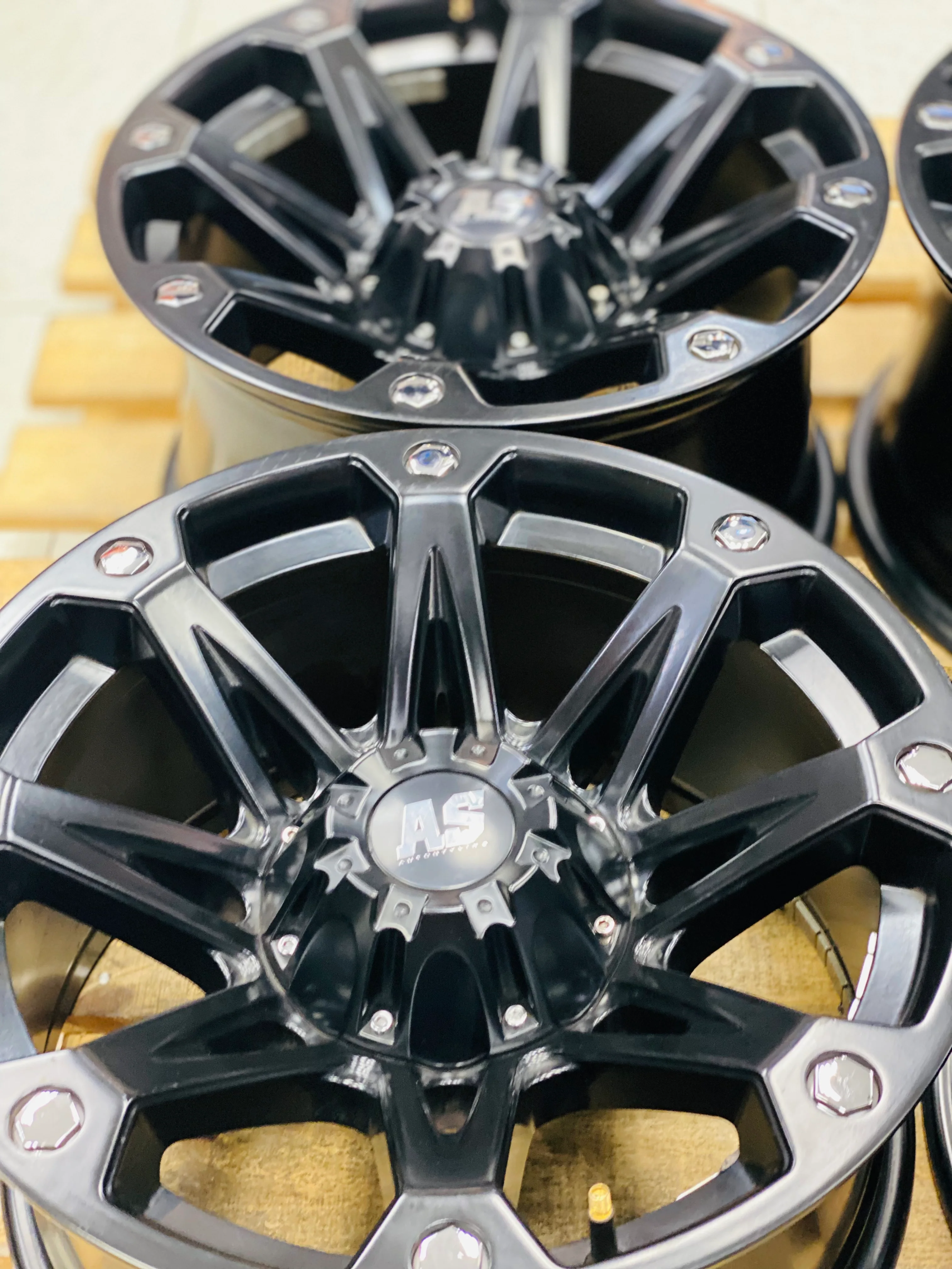 17” AS-LINE  5x127 JEEP RIMS ( USED SET) - Image 9