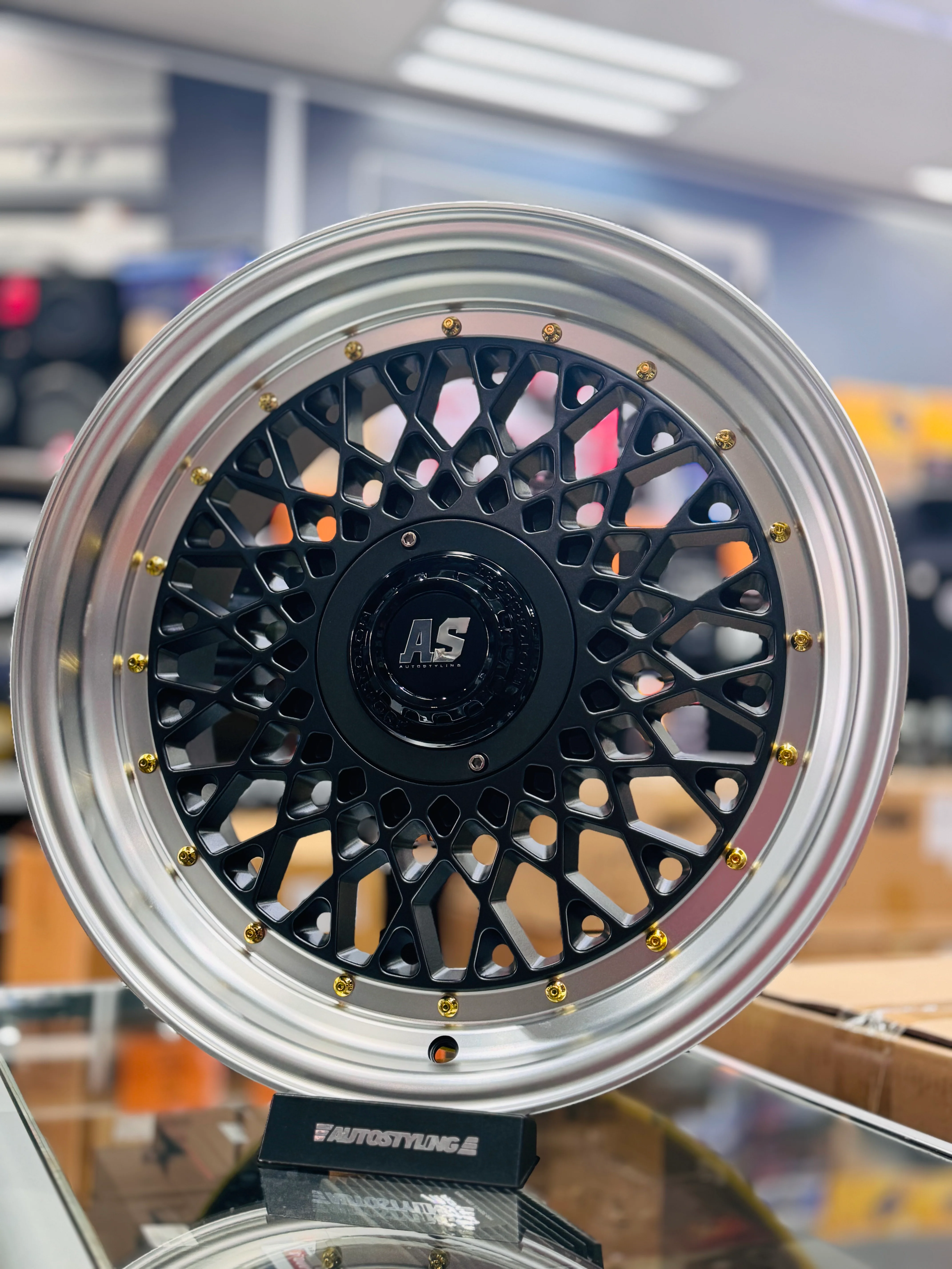 17'' AS- MOTORSPORT MESH 4/100 & 5/100 pcd SATIN GUNMETAL - Image 6