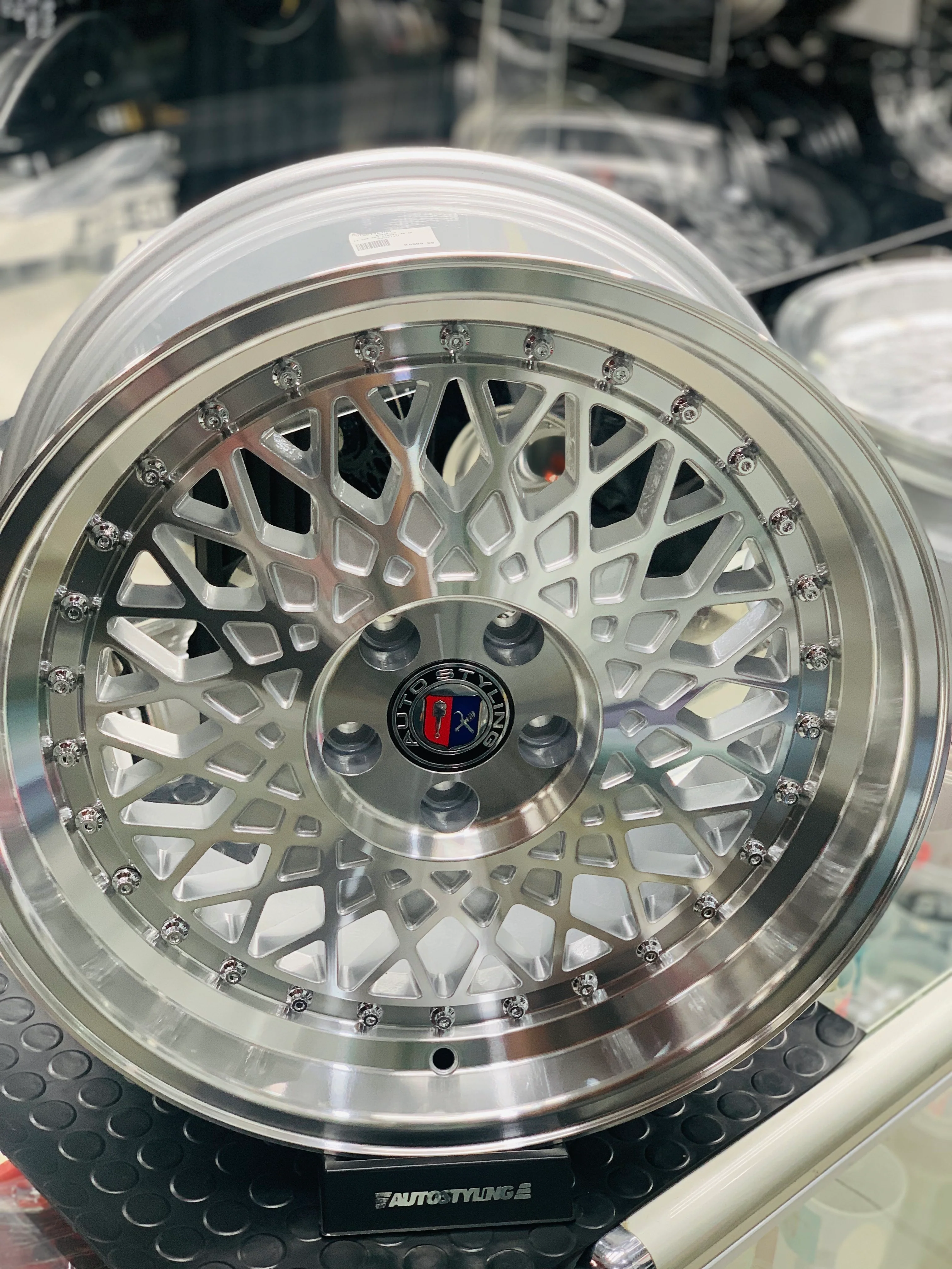 17” AS-RAZOR 5/100 SILVER wheels - Image 4