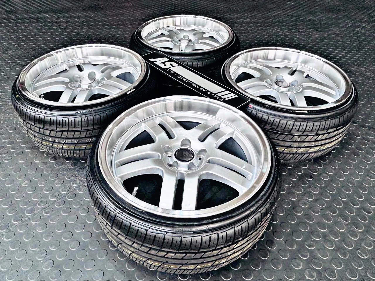 17" AS- TDI STEP 5/100 SILVER WHEELS - Image 11