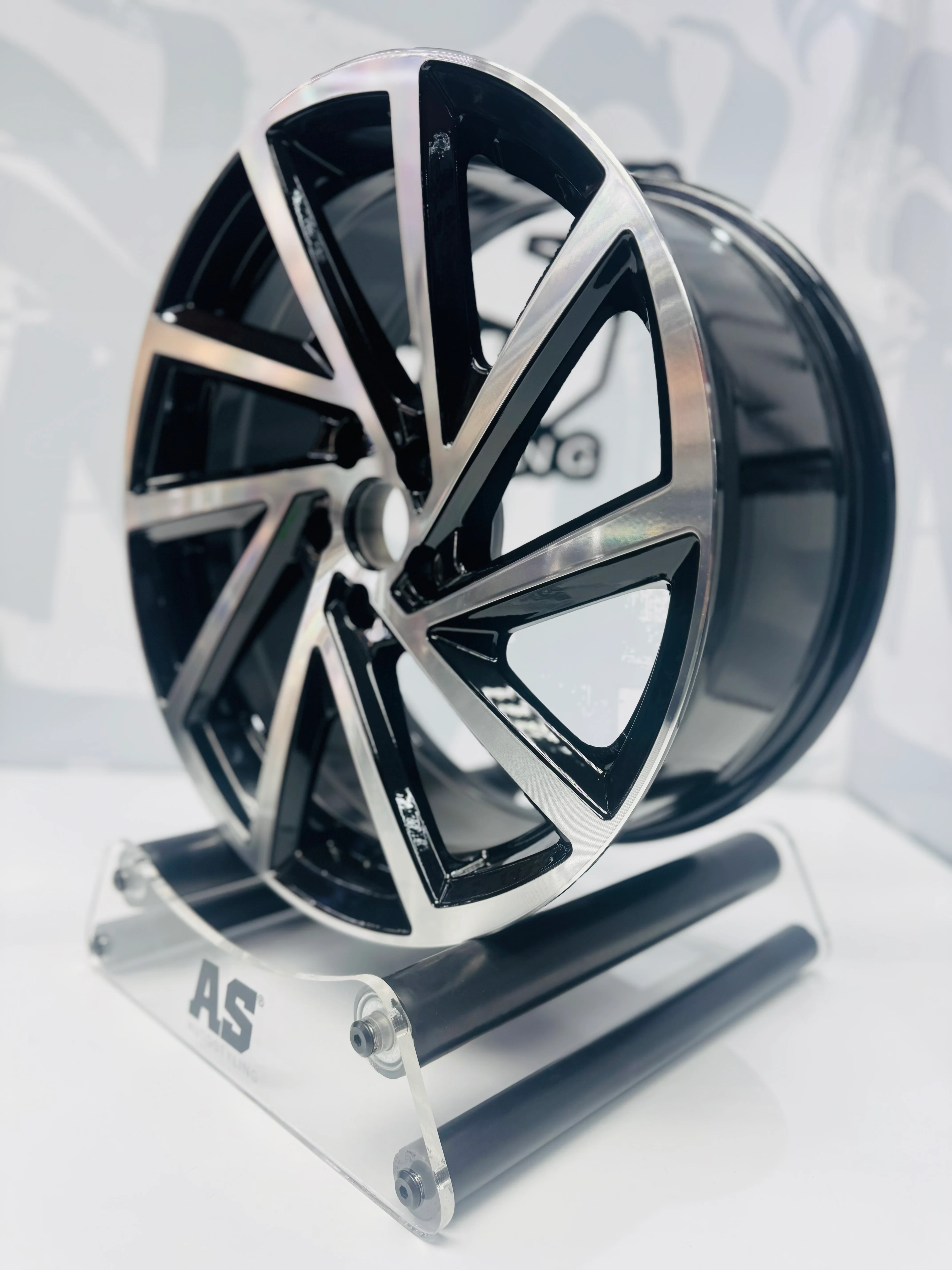 17” POLO R 5x100 PCD - Image 3