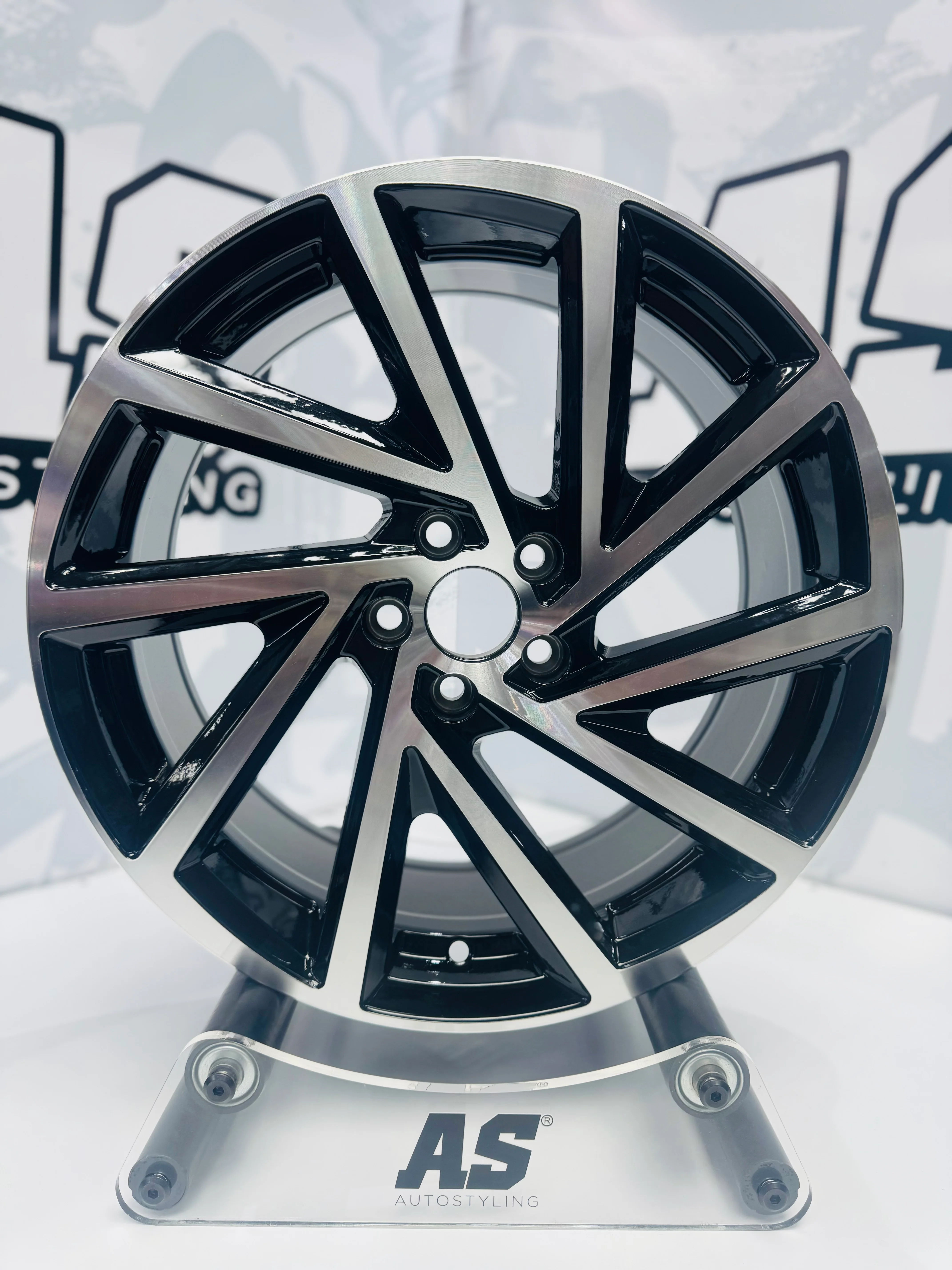 17” POLO R 5x100 PCD - Image 4