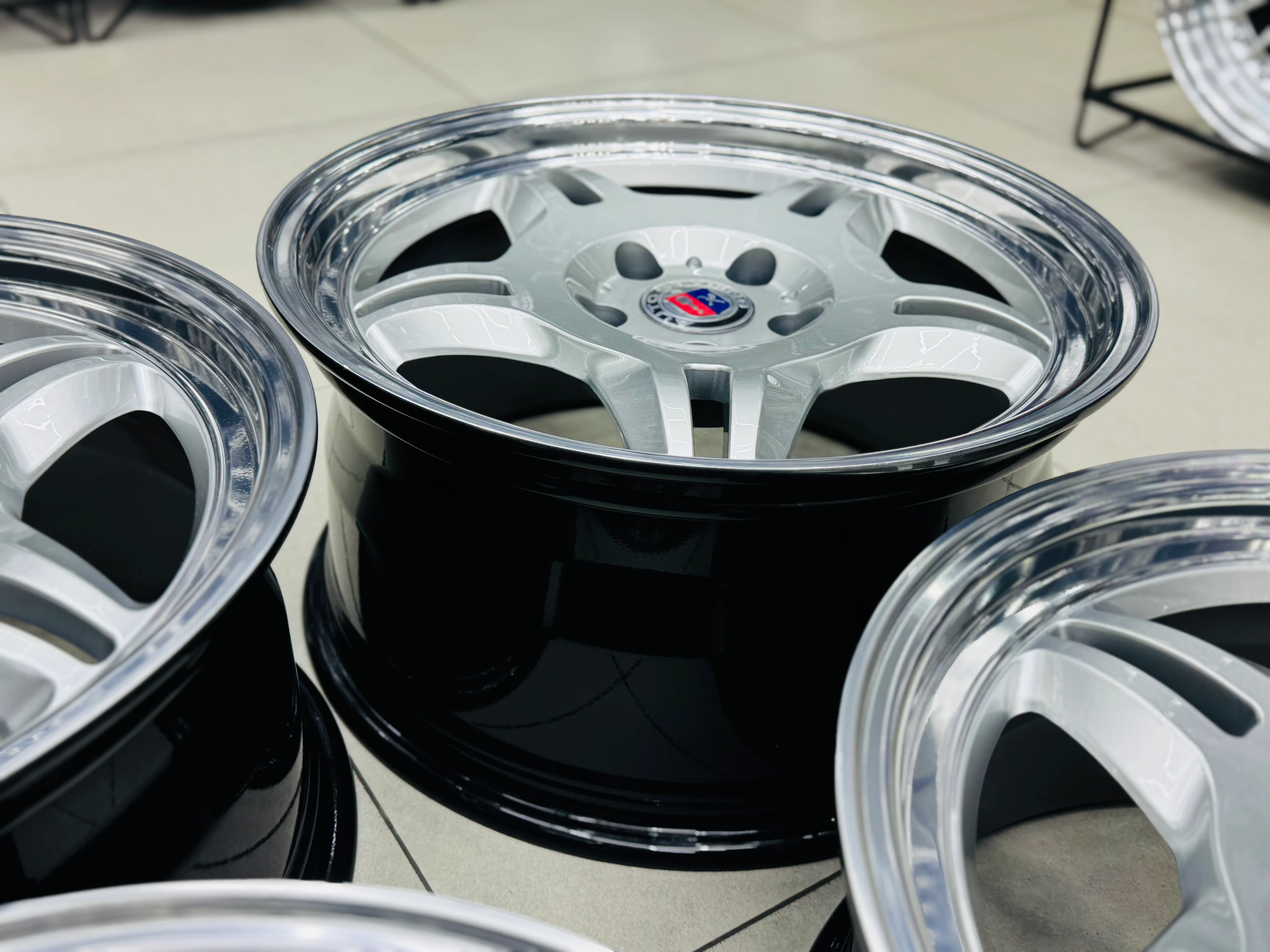 18 ” E36 M3 MOTORSPORT GERMAN SPEC FORGED RIMS SILVER NARROW WIDES WITH HIGH POLISH MIRROR LIPS - Image 5