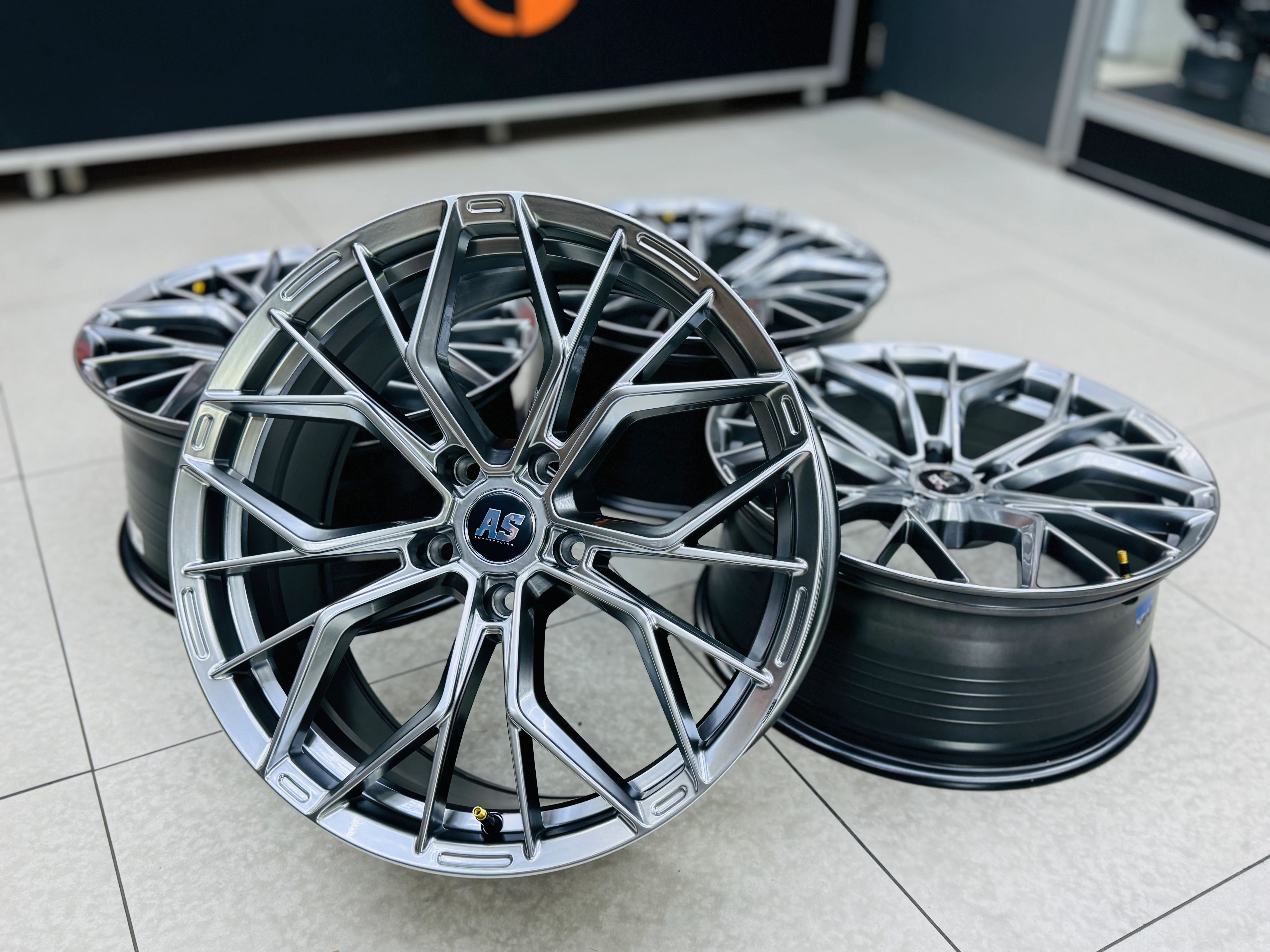 19” AS HRE F010 5x120 PCD FOR BMW ( SCRATCHED NEW SET) MARKED DOWN - Image 11
