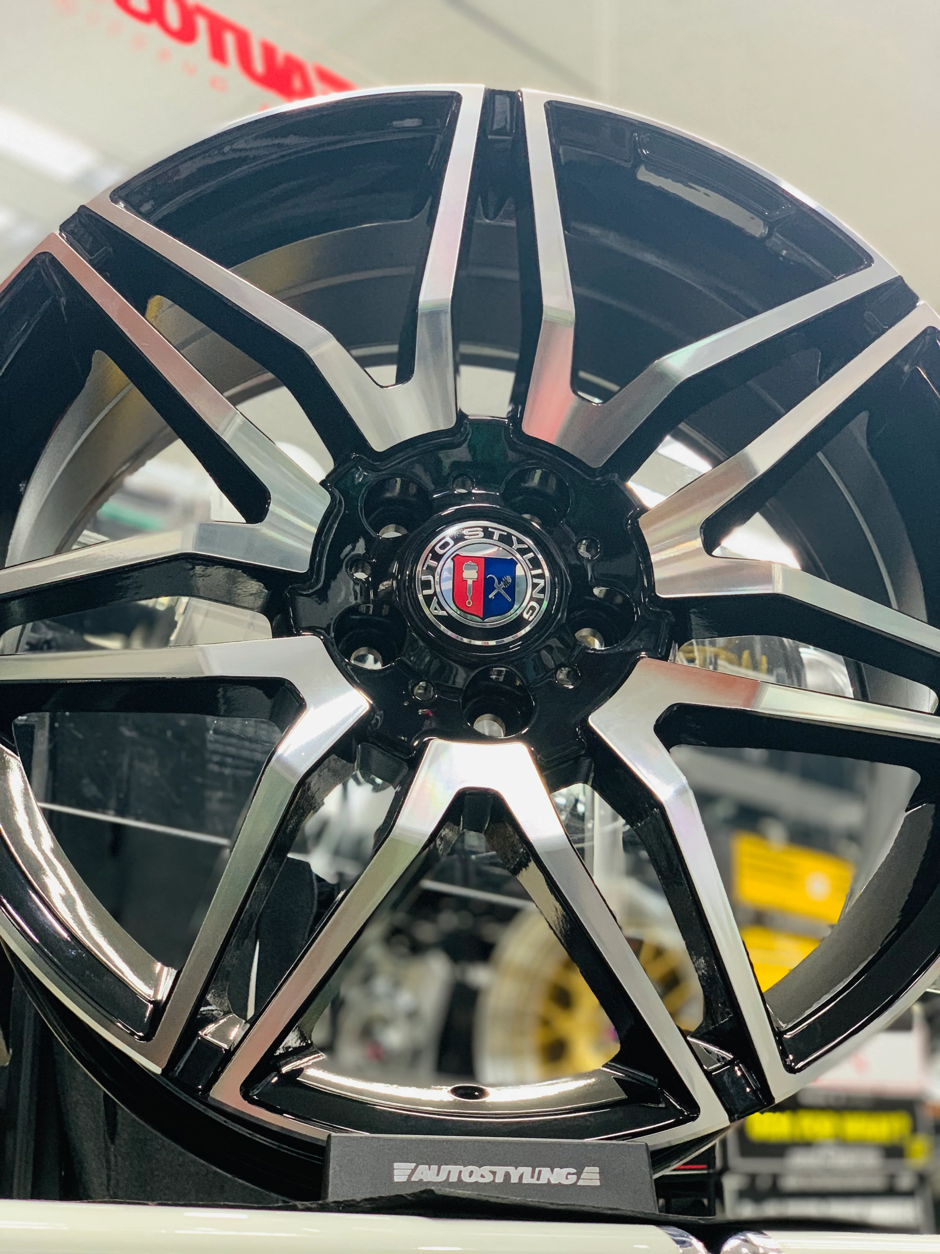 19” AS V300 5/112 EXTRA LOAD RANGE 790KG PER WHEEL - Image 7