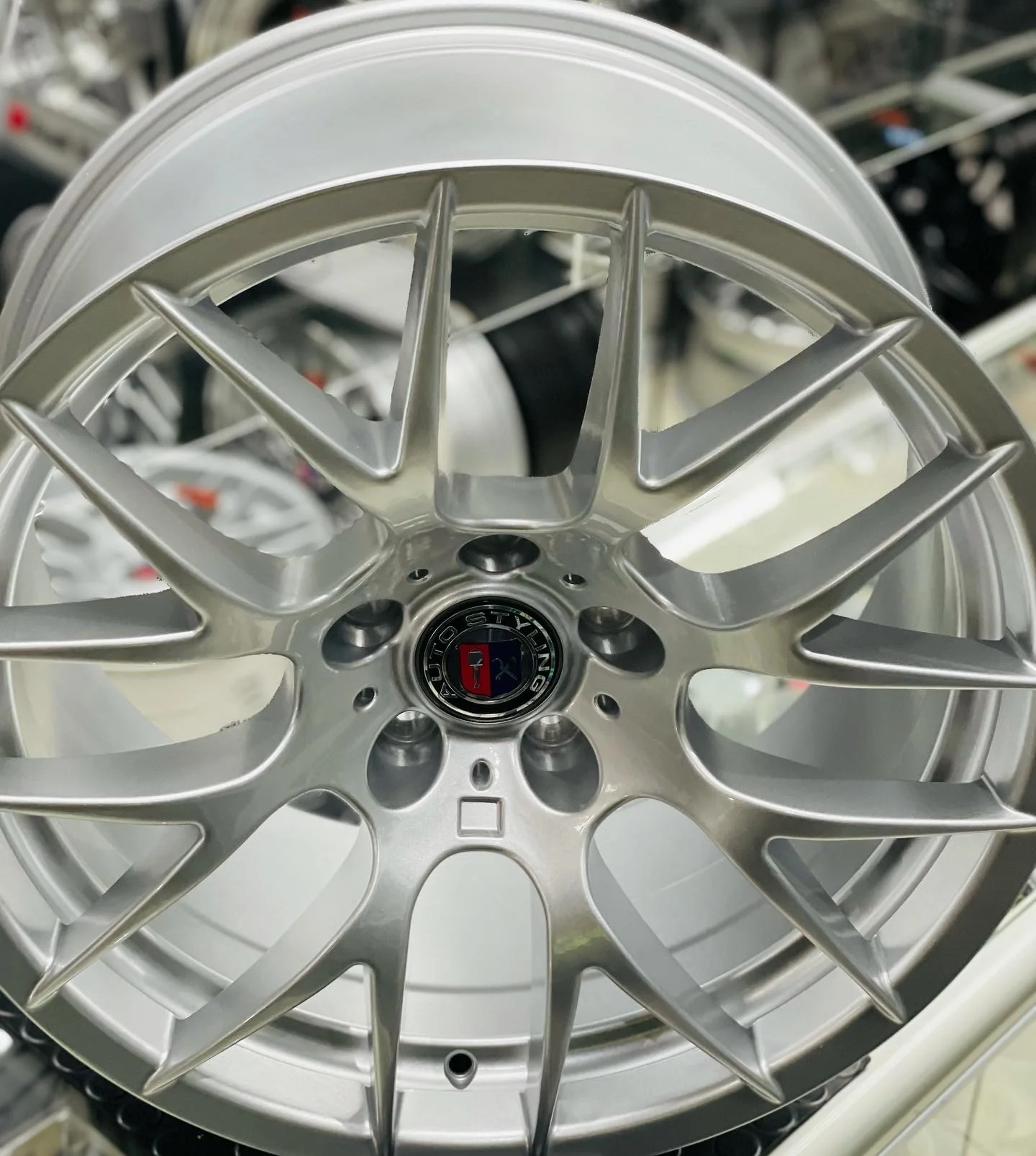 19” AS- V8 COMP 5/120 SILVER - Image 2