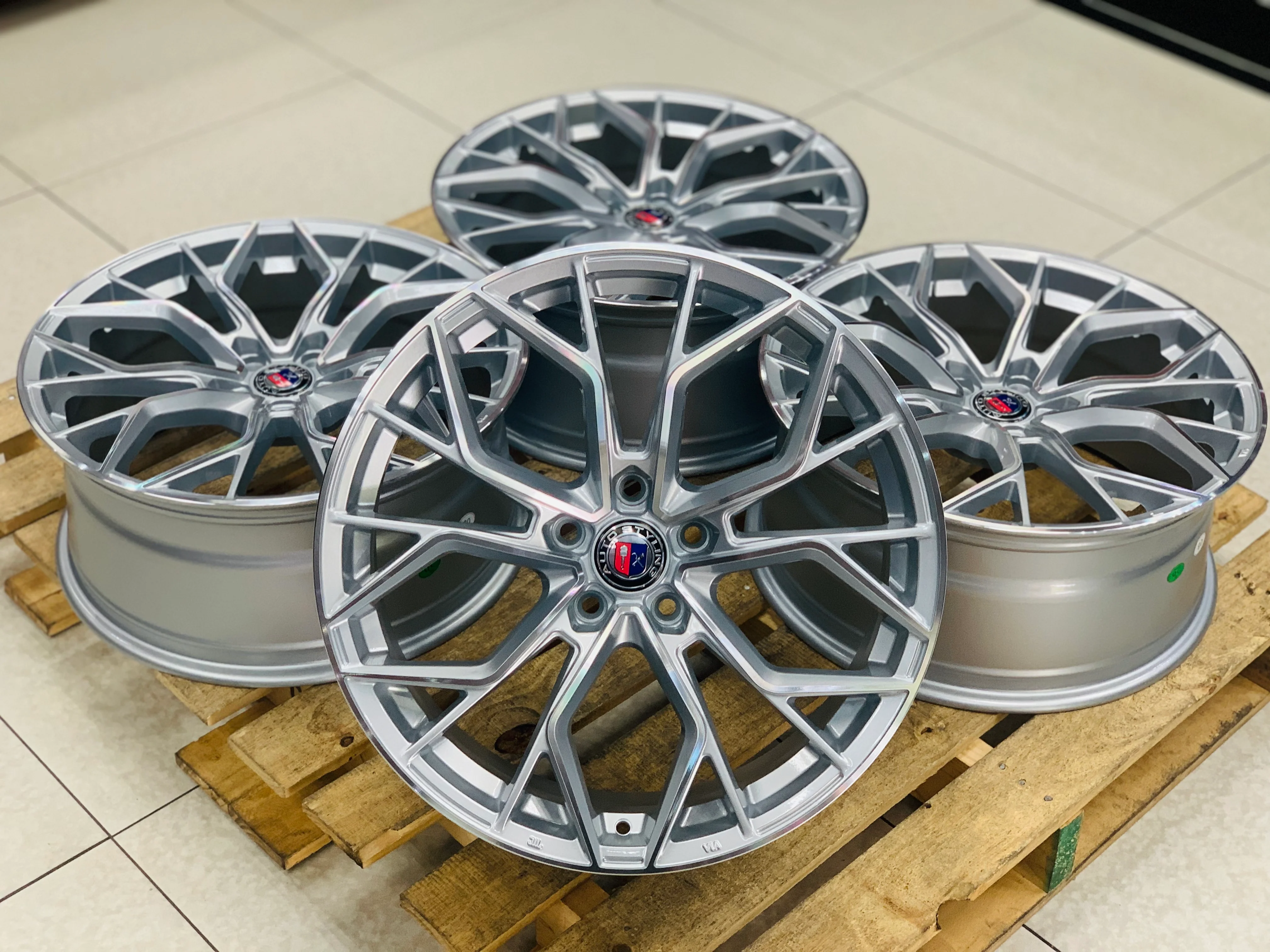 19” AS-VT60 5X112 SILVER WHEELS