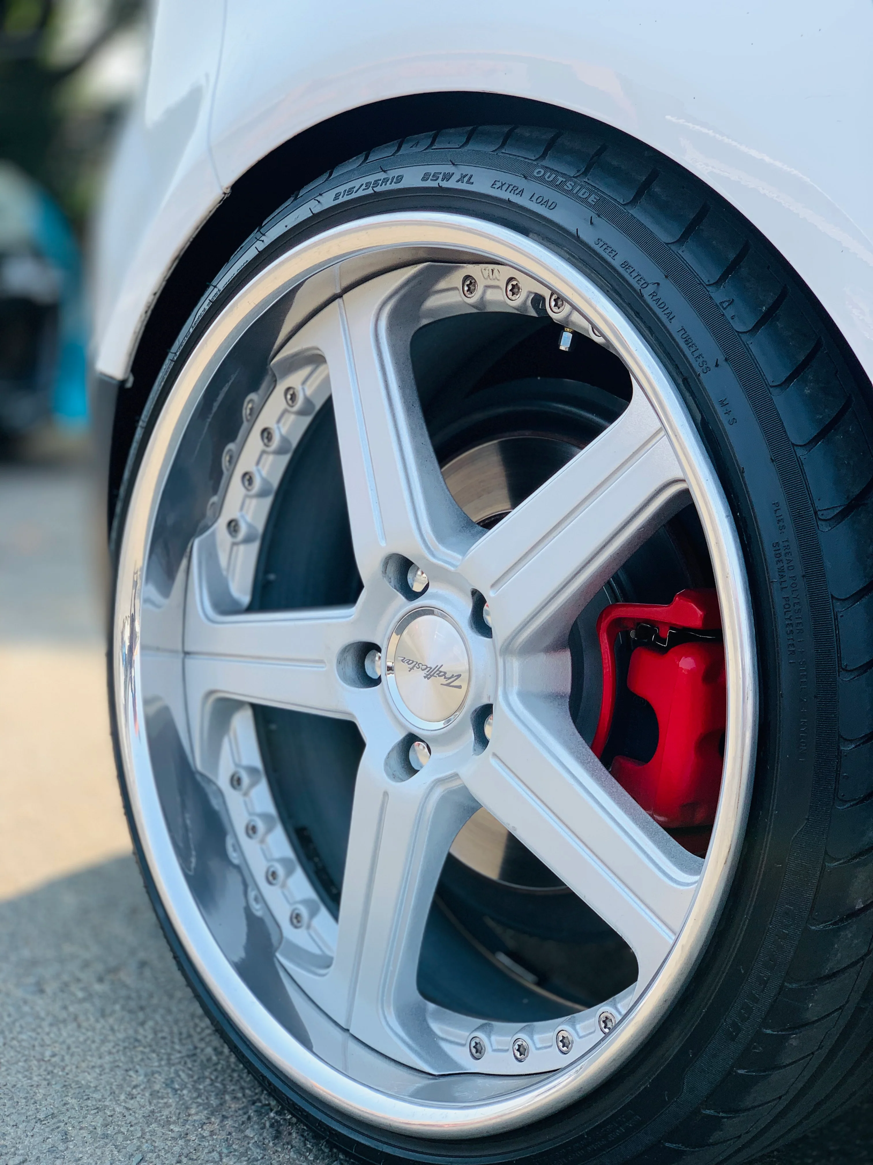 19” traffic star split wheel combo - Image 17