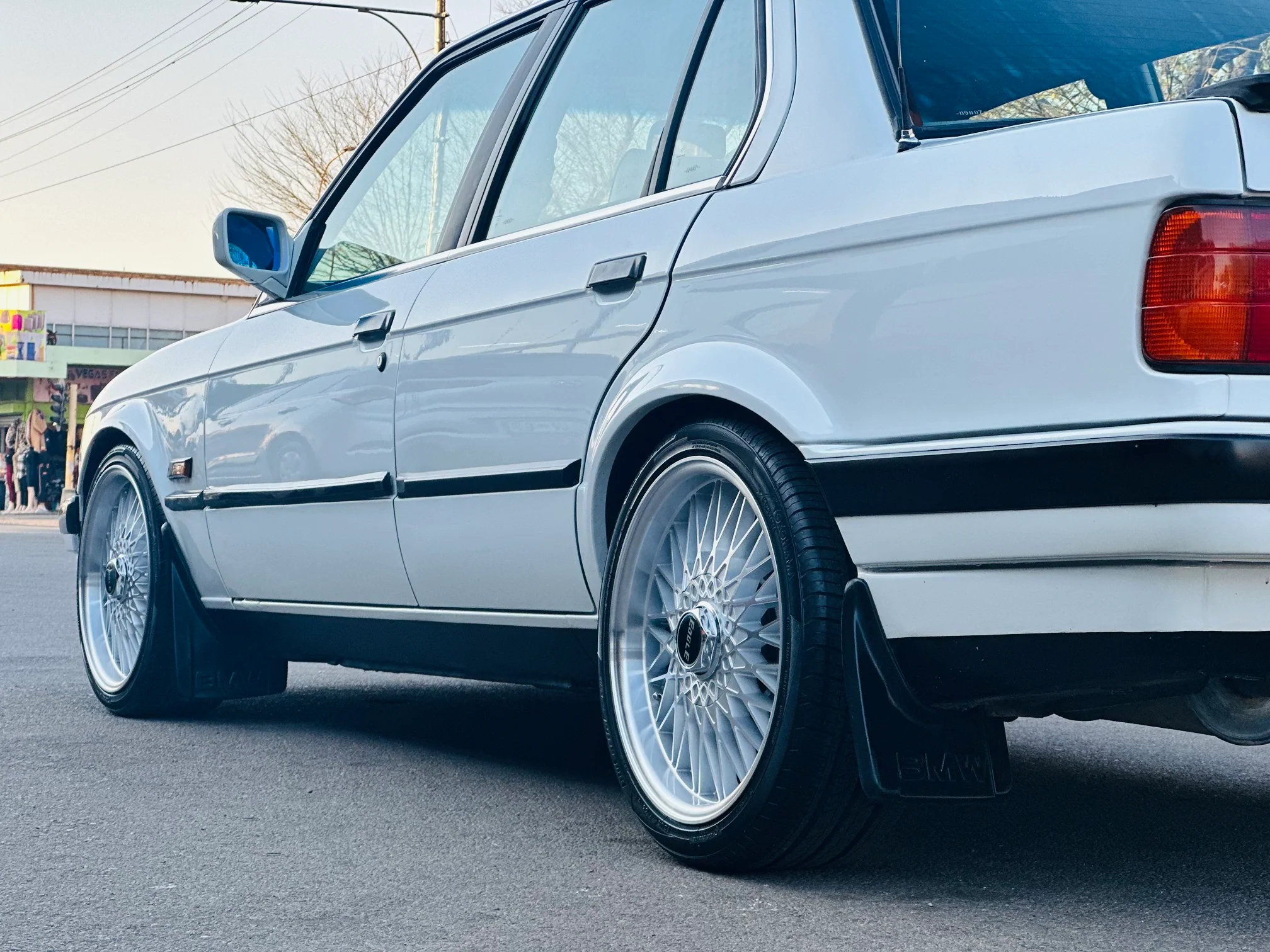 1990 BMW E30 320i Manual - Image 23
