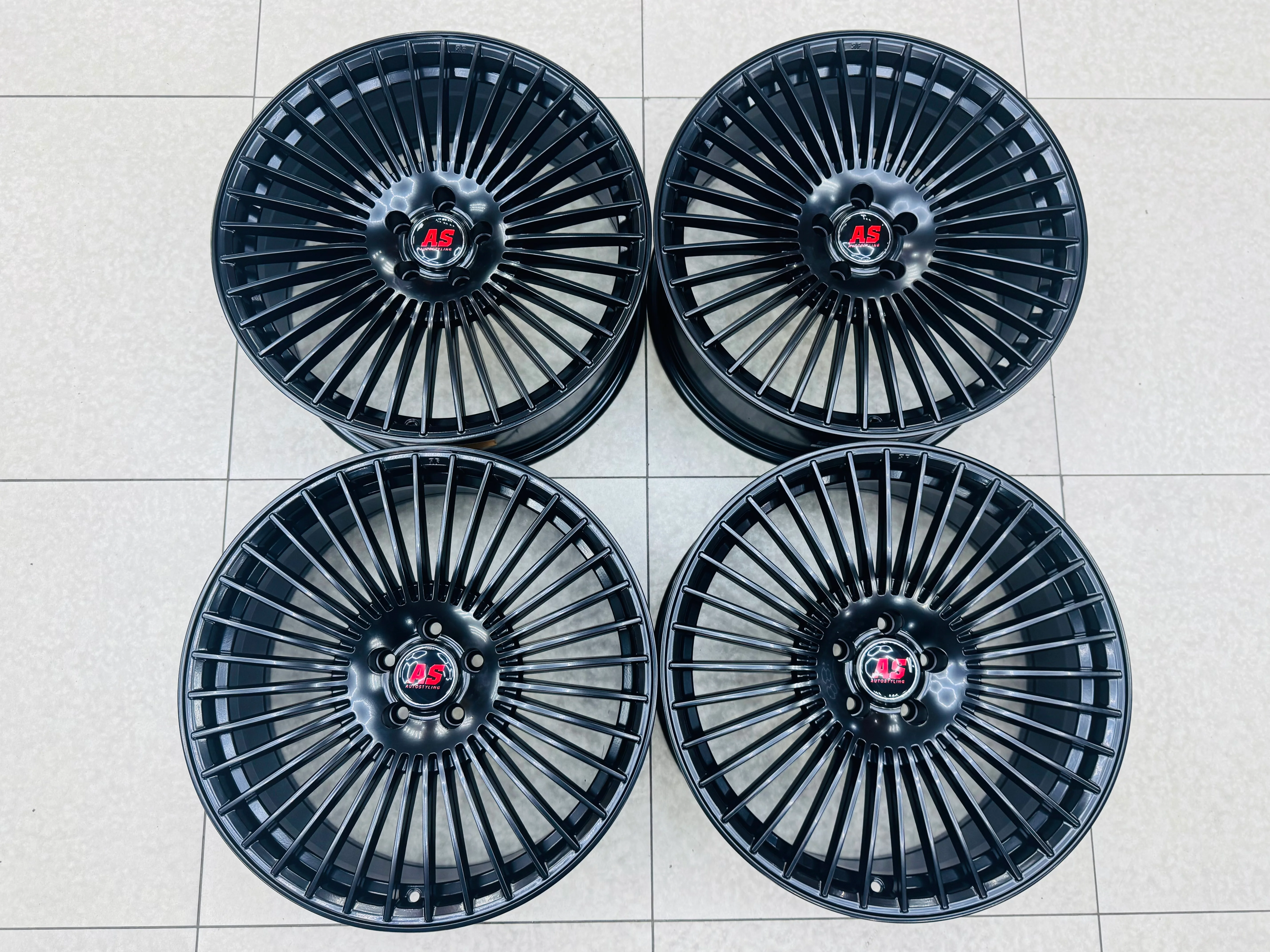 20″ 5/112 Velvet Black Alloy Wheels - Image 2
