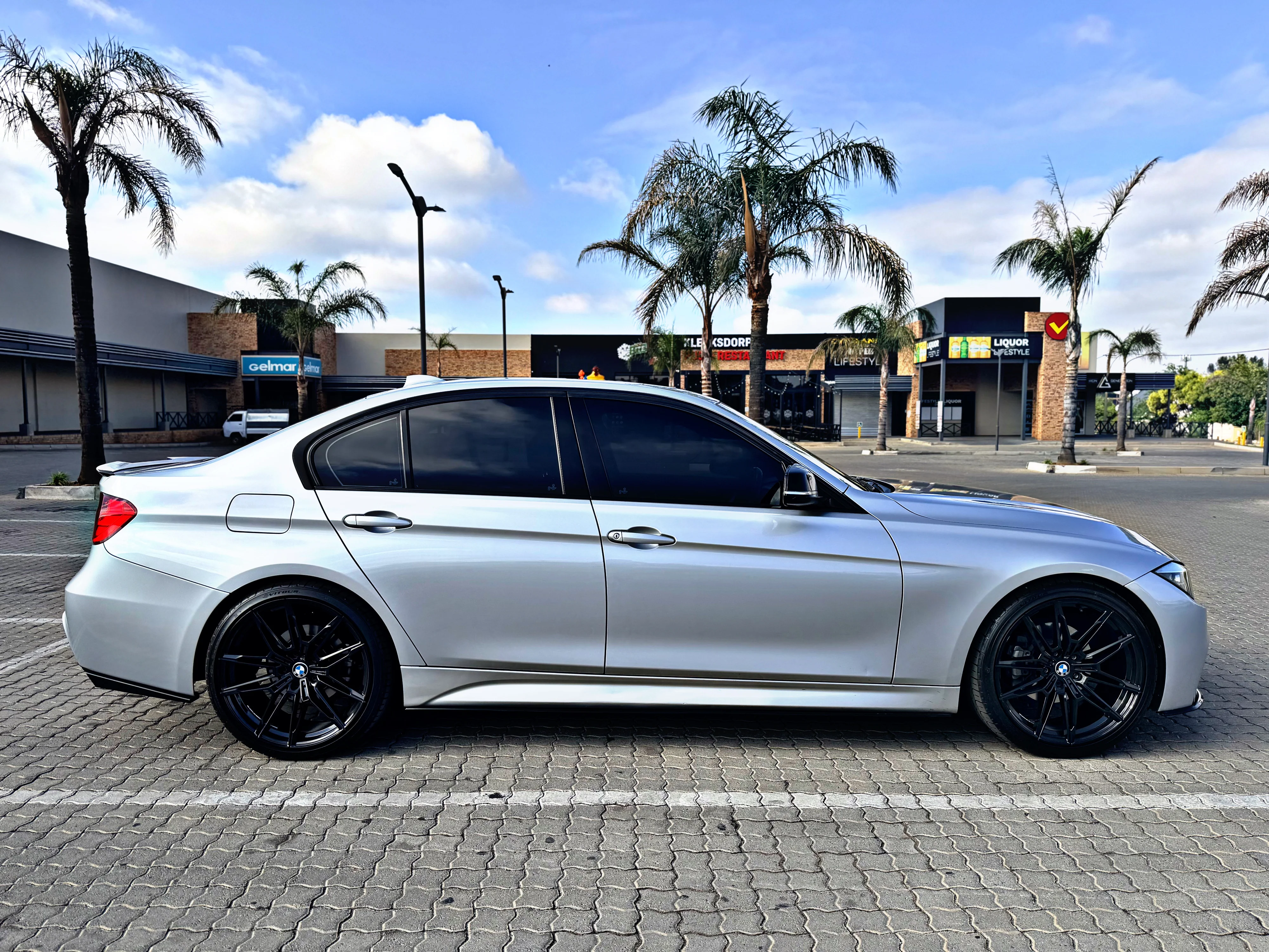 20” BM G80 COMP GLOSS BLACK RIMS - Image 5
