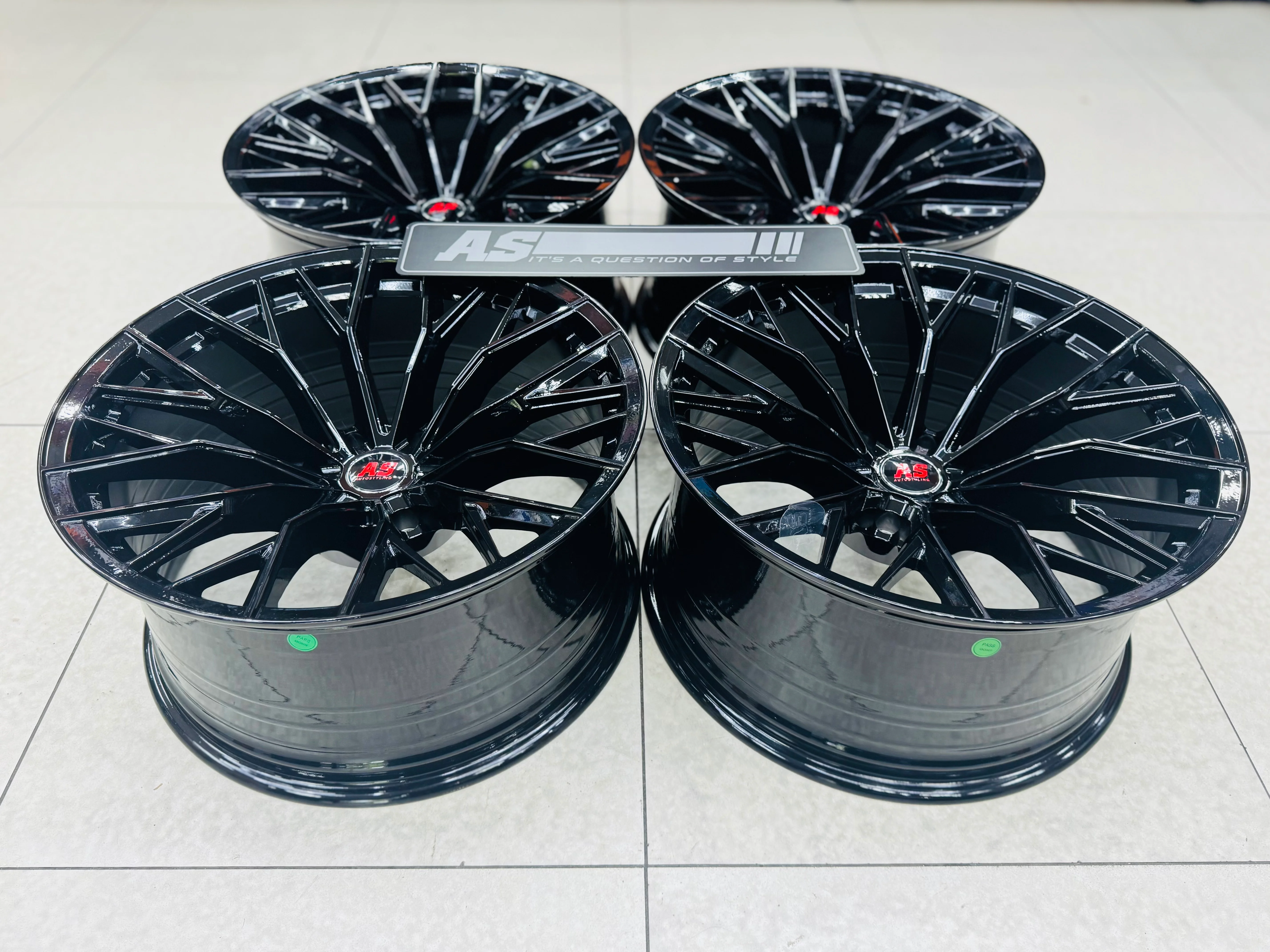 20” CONCAVO 06 GLOSS BLACK BAKKIE RIMS 6/139 PCD - Image 11