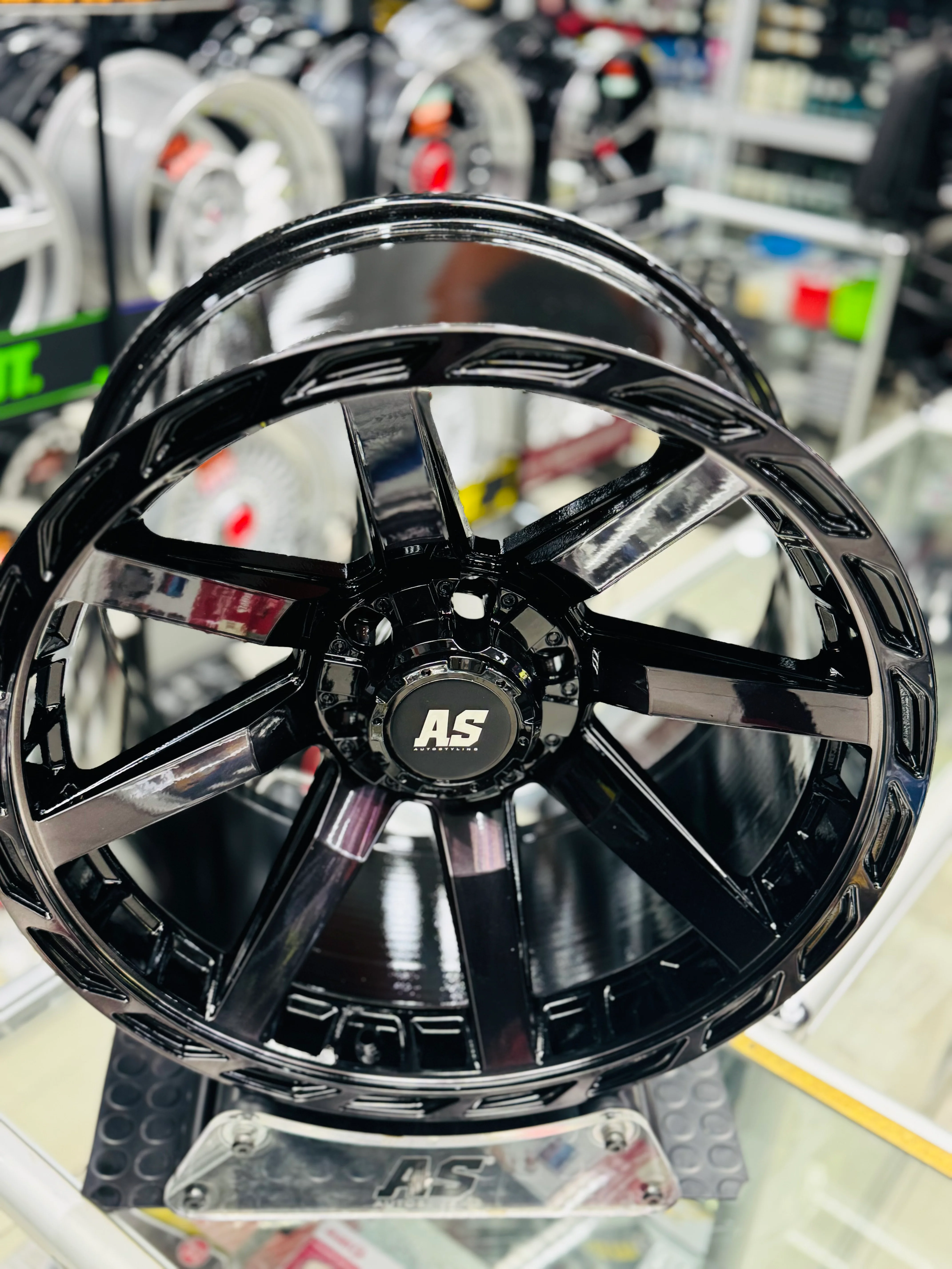 20” CONCAVO SERIES 316 GLOSS BLACK BAKKIE RIMS 6/139 PCD - Image 5