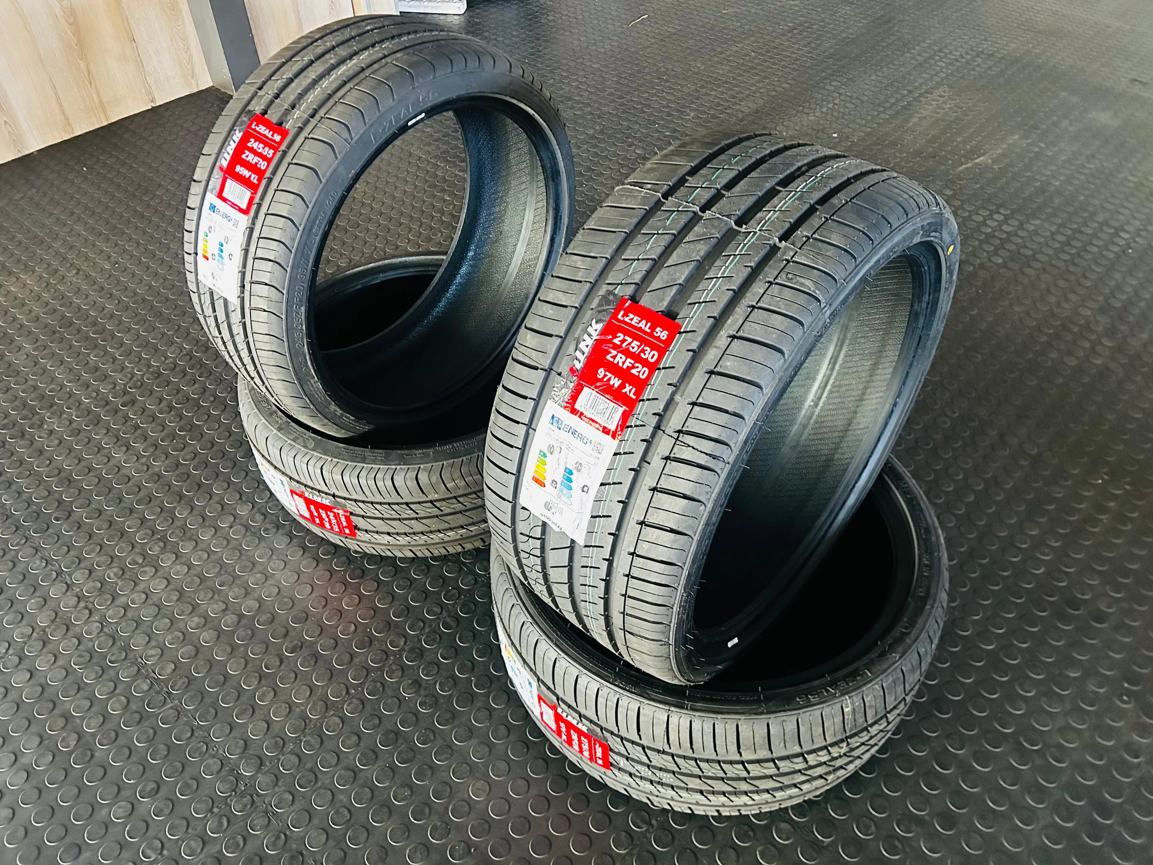 20” TYRE COMBO 2x 245/35/20 & 2x 275/ 30/20 combo ILINK RUNFLATS - Image 4