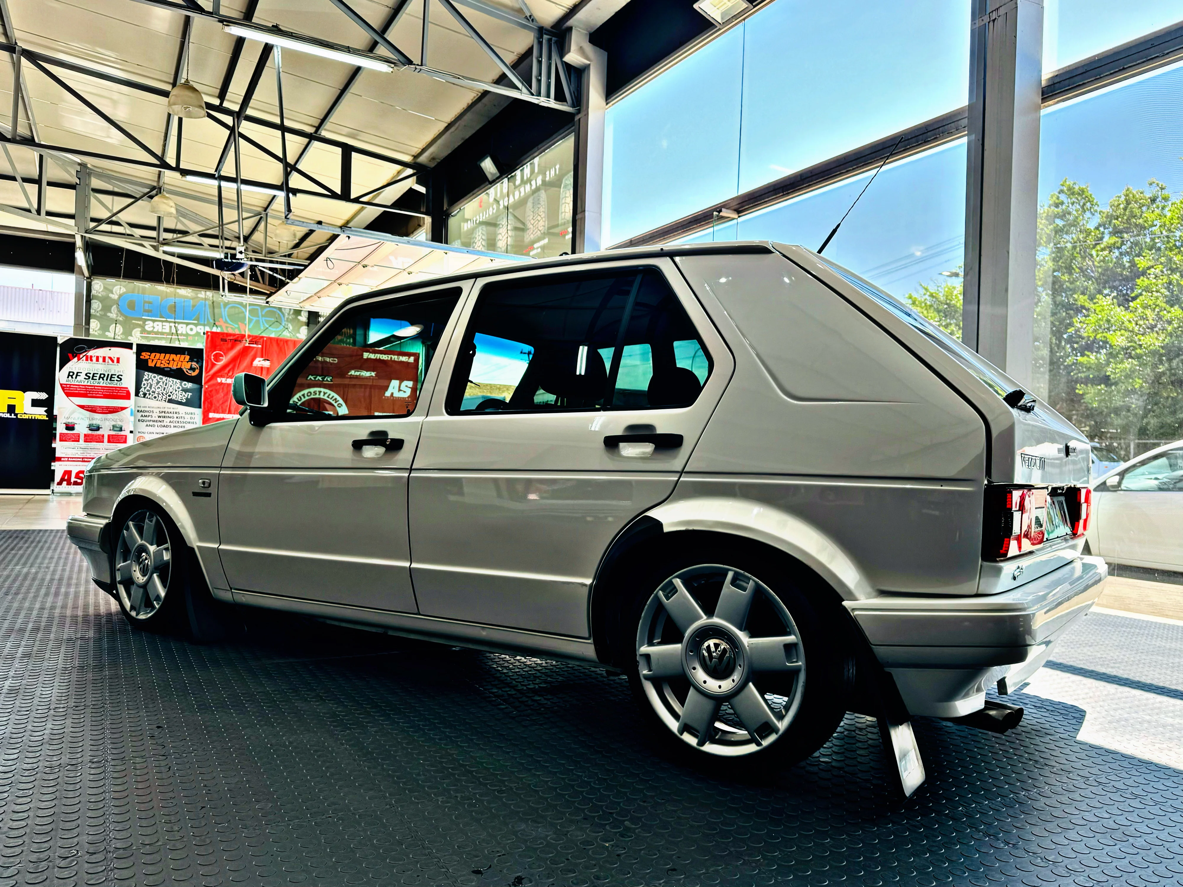 2007 VELOCITI 1.4i - Image 18