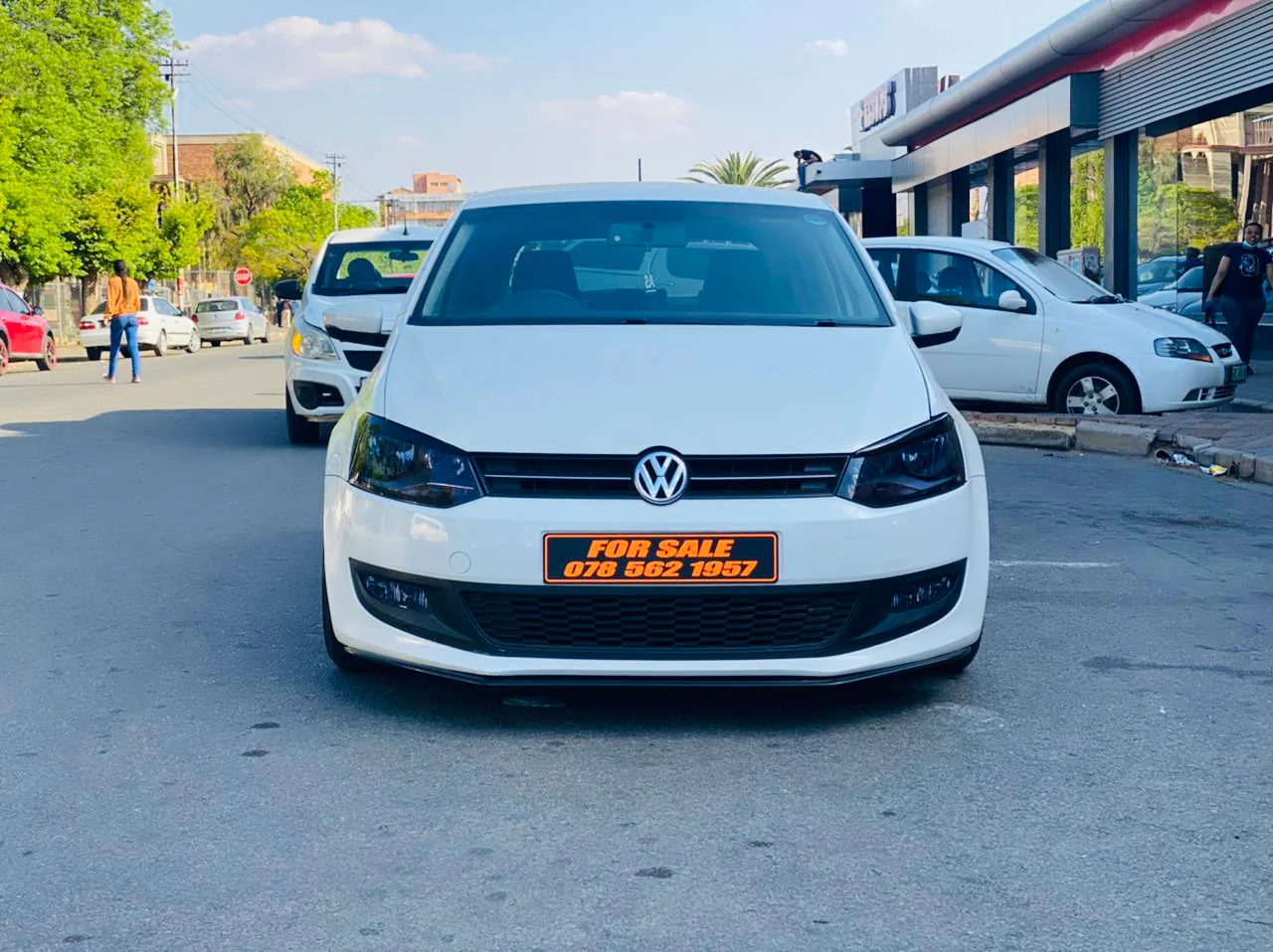2010 POLO 1.6i ( FULLY LOADED WITH EXTRAS) - Image 3