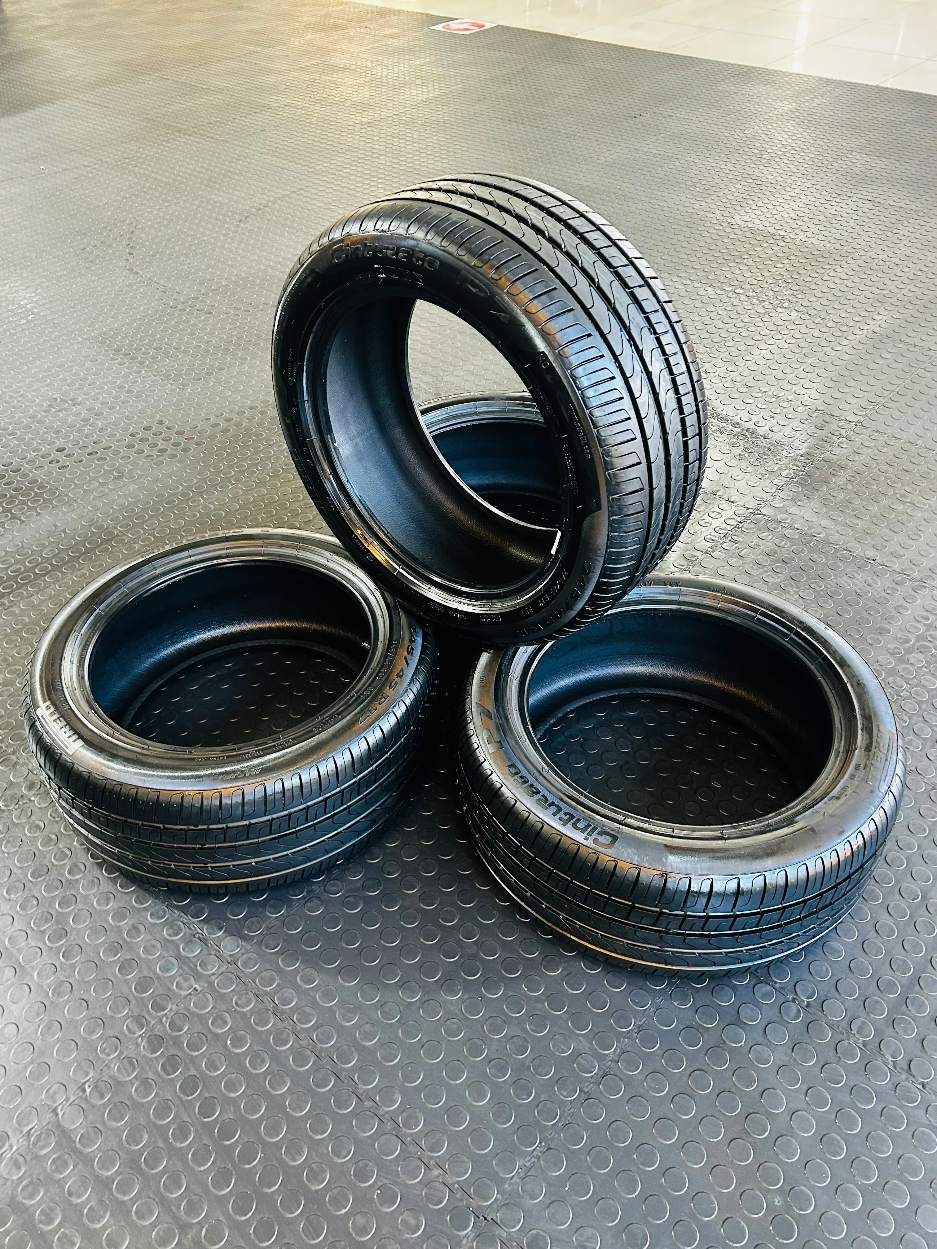 245/45/17 PIRELLI CINTURATO P7 SOLD IN A SET OF 4 DEMO SET ( FITTED TO DISPLAY CAR IN SHOWROOM ) - Image 3