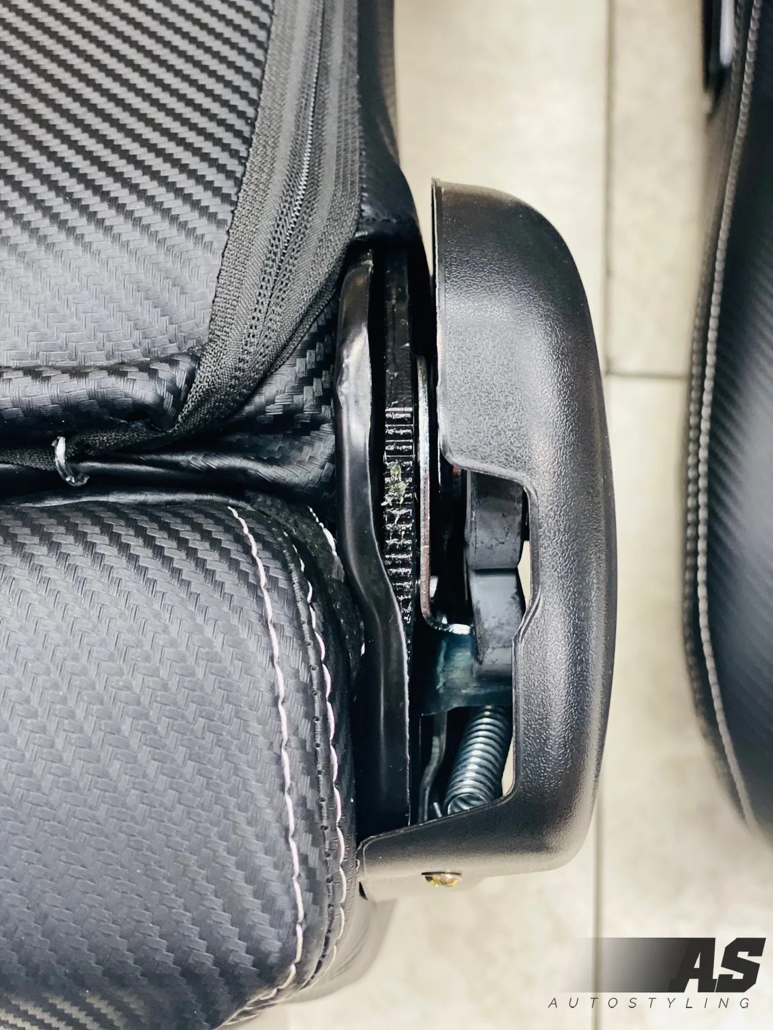 AS WINGBACK SEATS (D) CARBON LOOK - Image 3