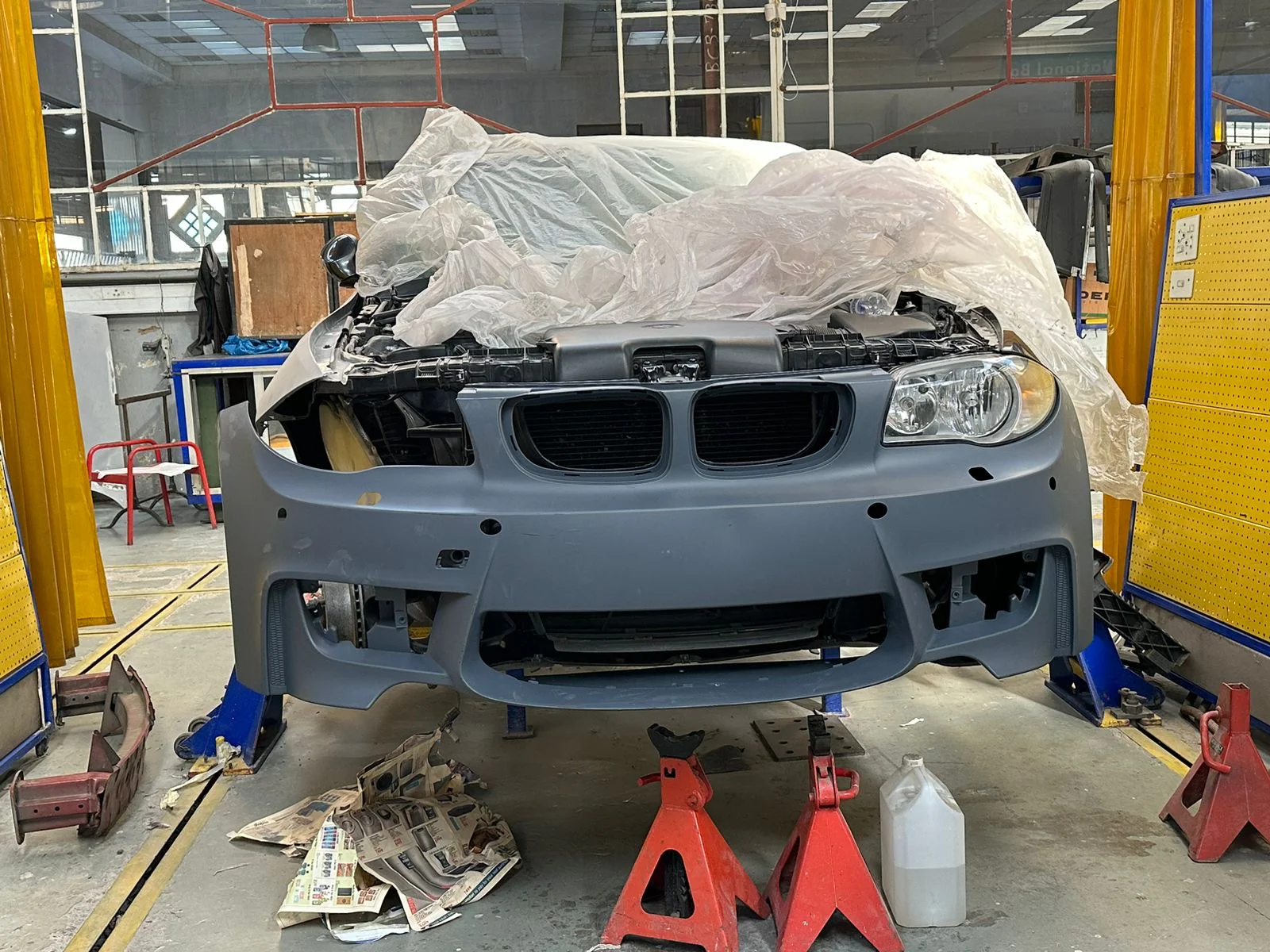 BM E82/ E87 TO 1M FRONT BUMPER UPGRADE - Image 7