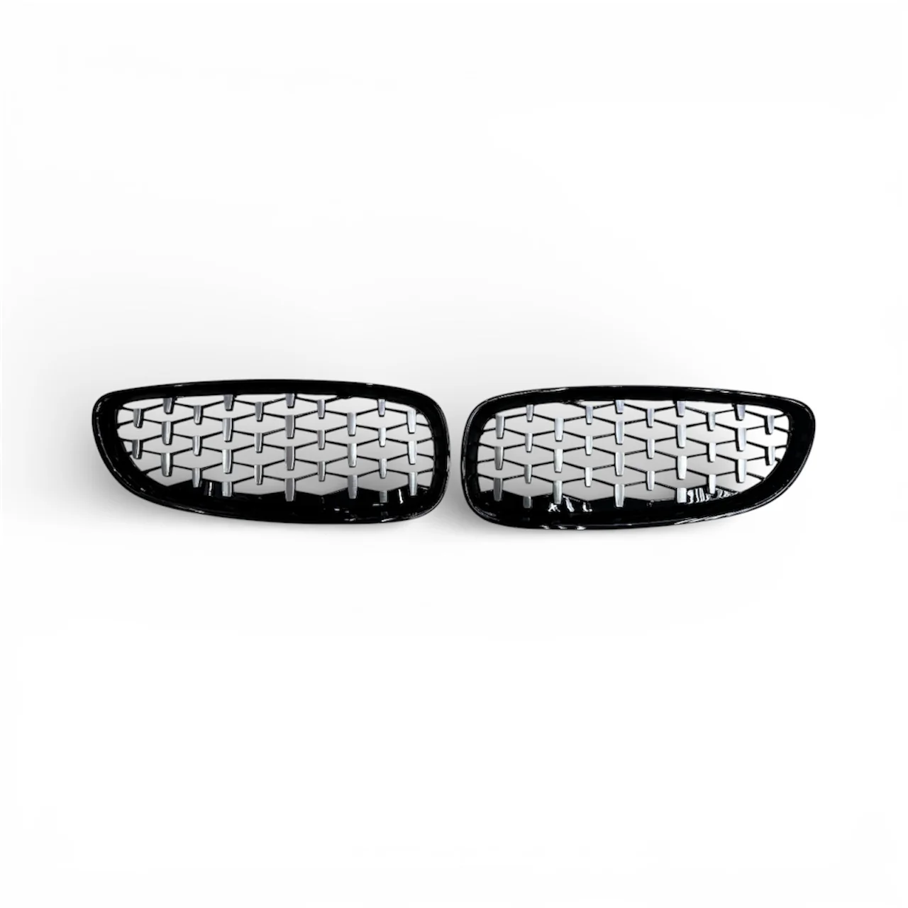BMW E89 Z4 FACELIFT 2009-2016 DIAMOND GRILL HALF CHROME - Image 2