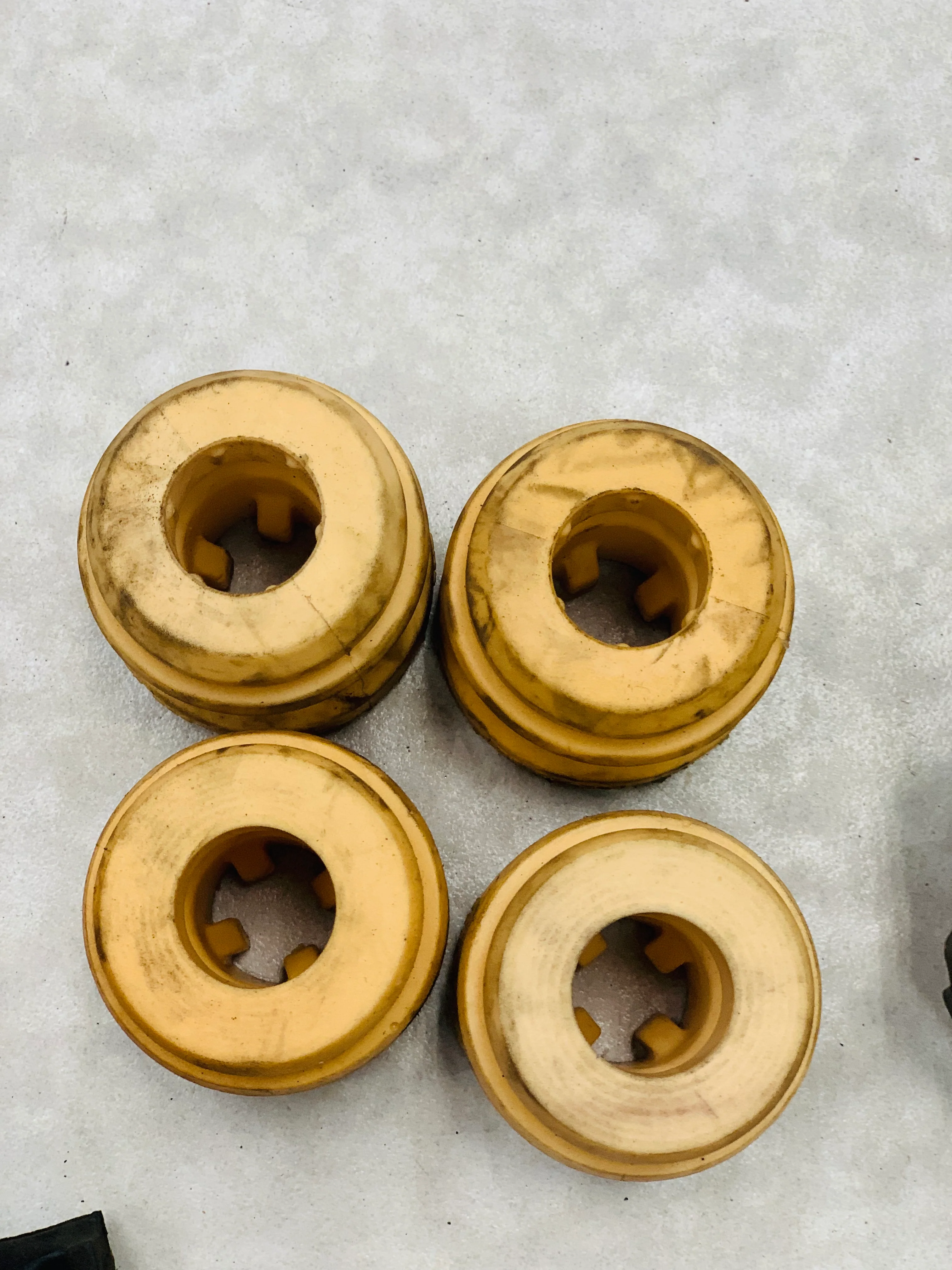 BMW F80 M3 OEM USED SPRINGS - Image 5