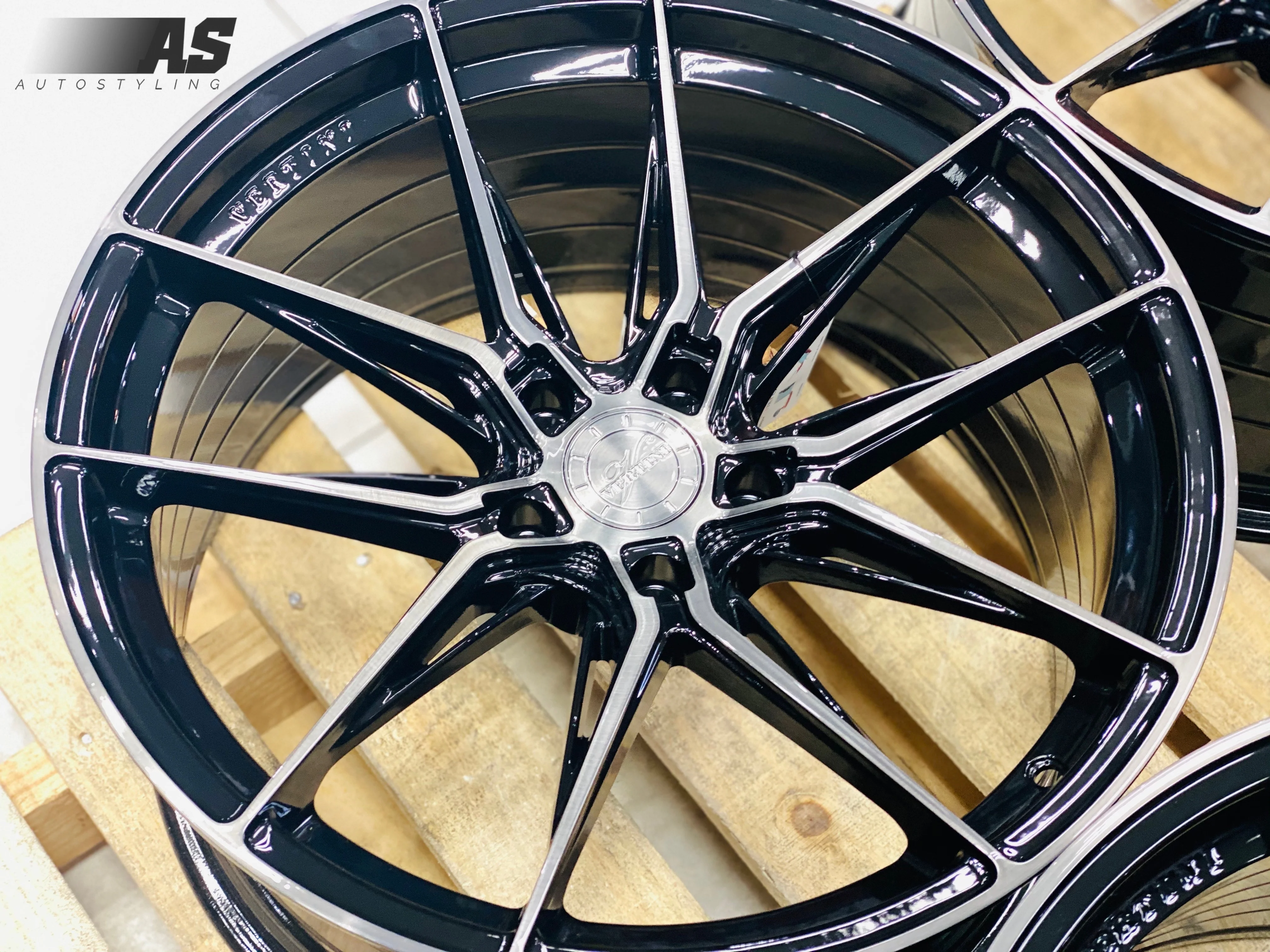20” VERTINI RF 1.8 5/114 MUSTANG - Image 10