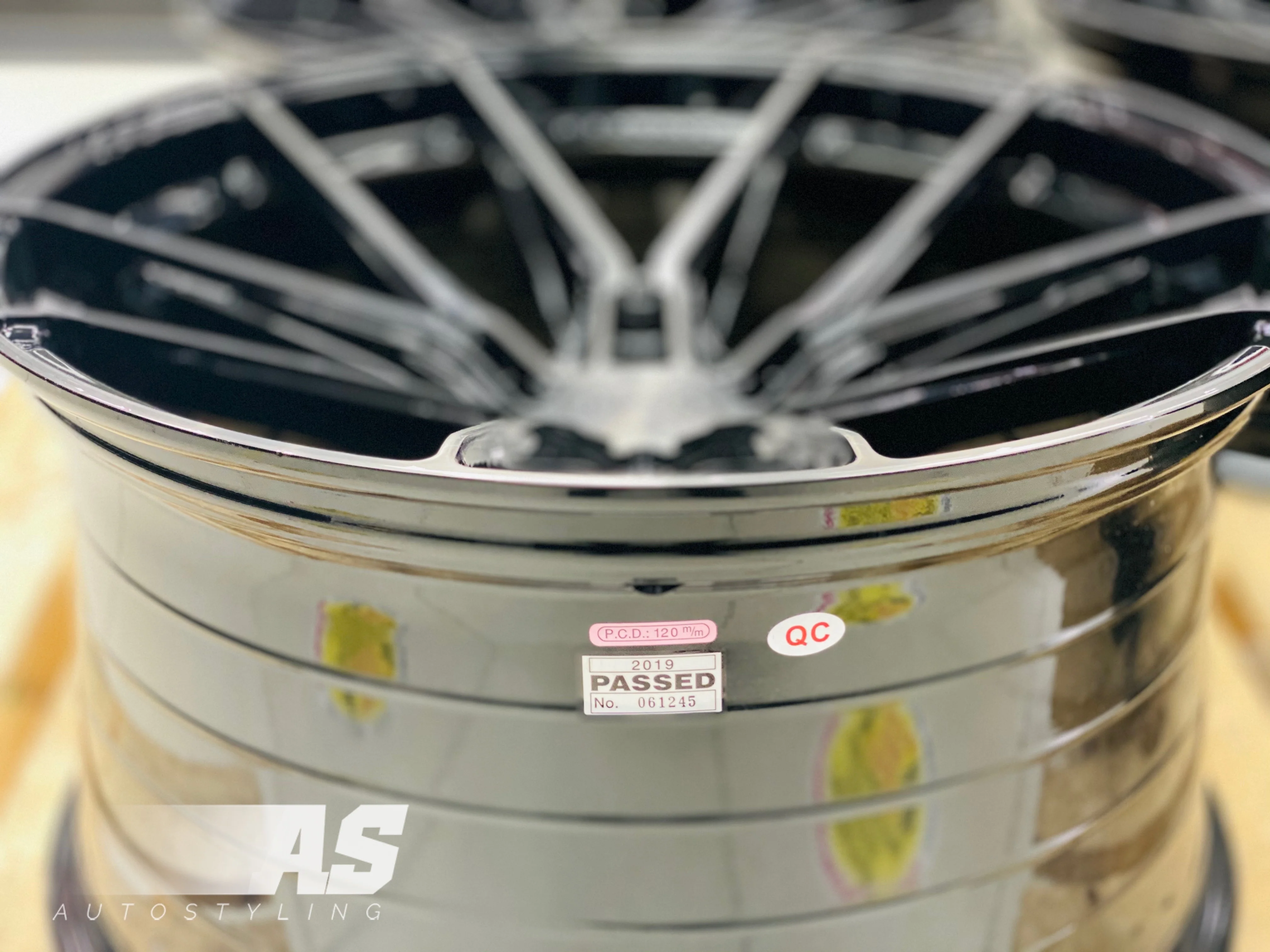20” VERTINI RF 1.8 5/114 MUSTANG - Image 8