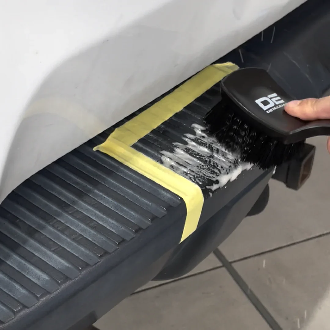 DETAILEASE Trim Prep - Plastic & Rubber Cleaner - Image 9