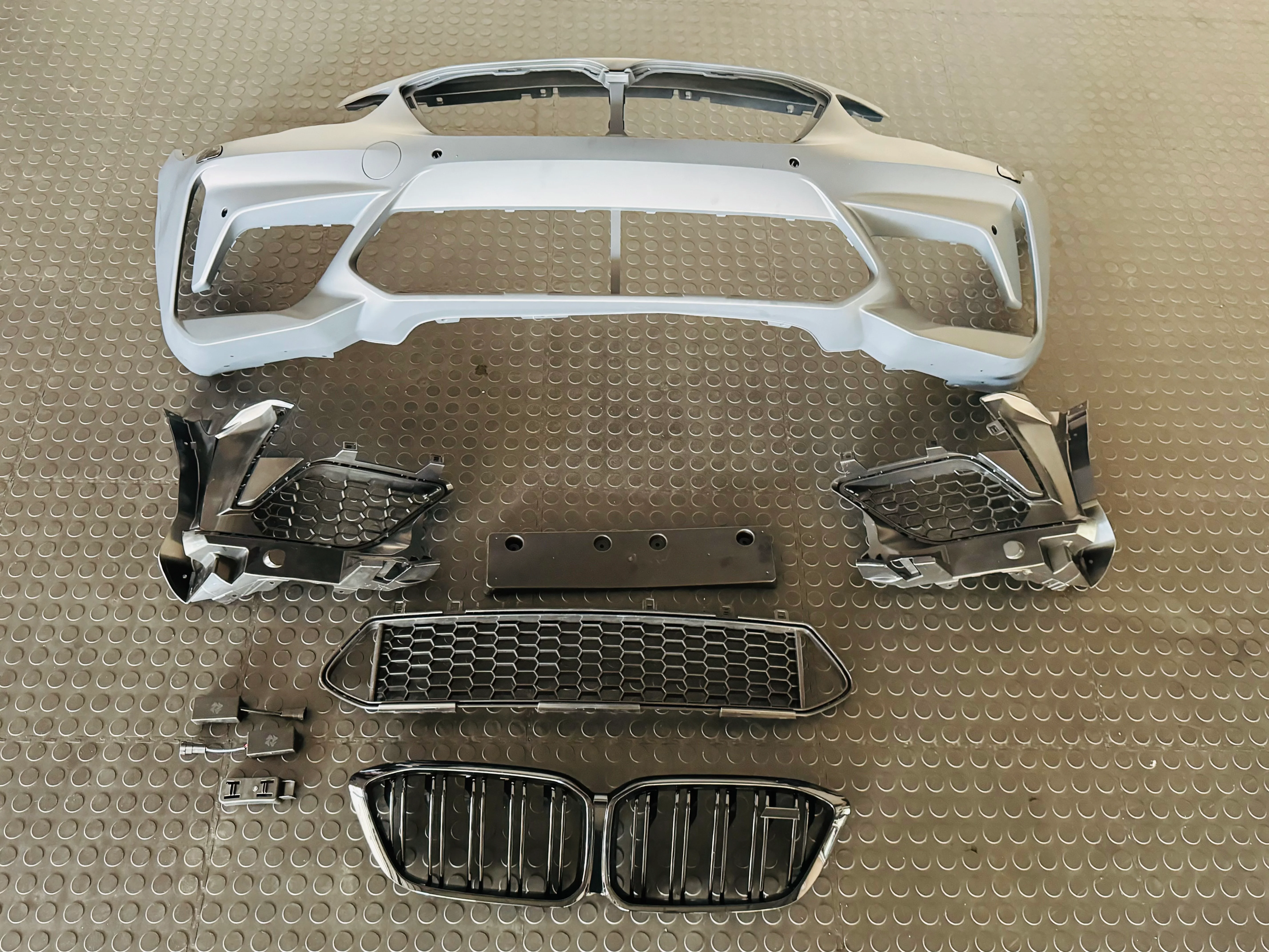 F20 LCI FACELIFT  2015 + BUMPER  M2 STYLE - Image 2