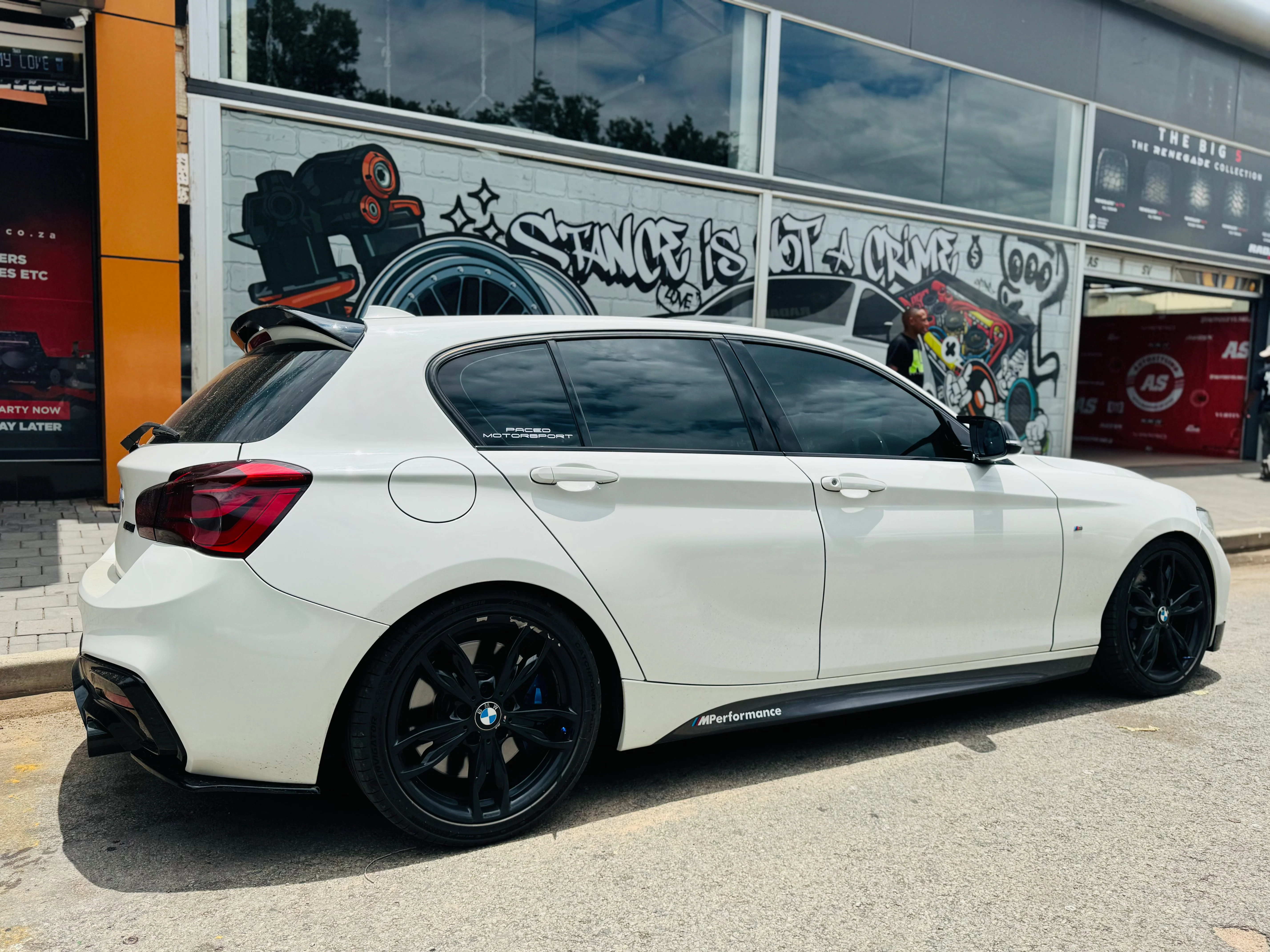 F20 MP FACELIFT 1pc FRONT SPOILER - Image 5