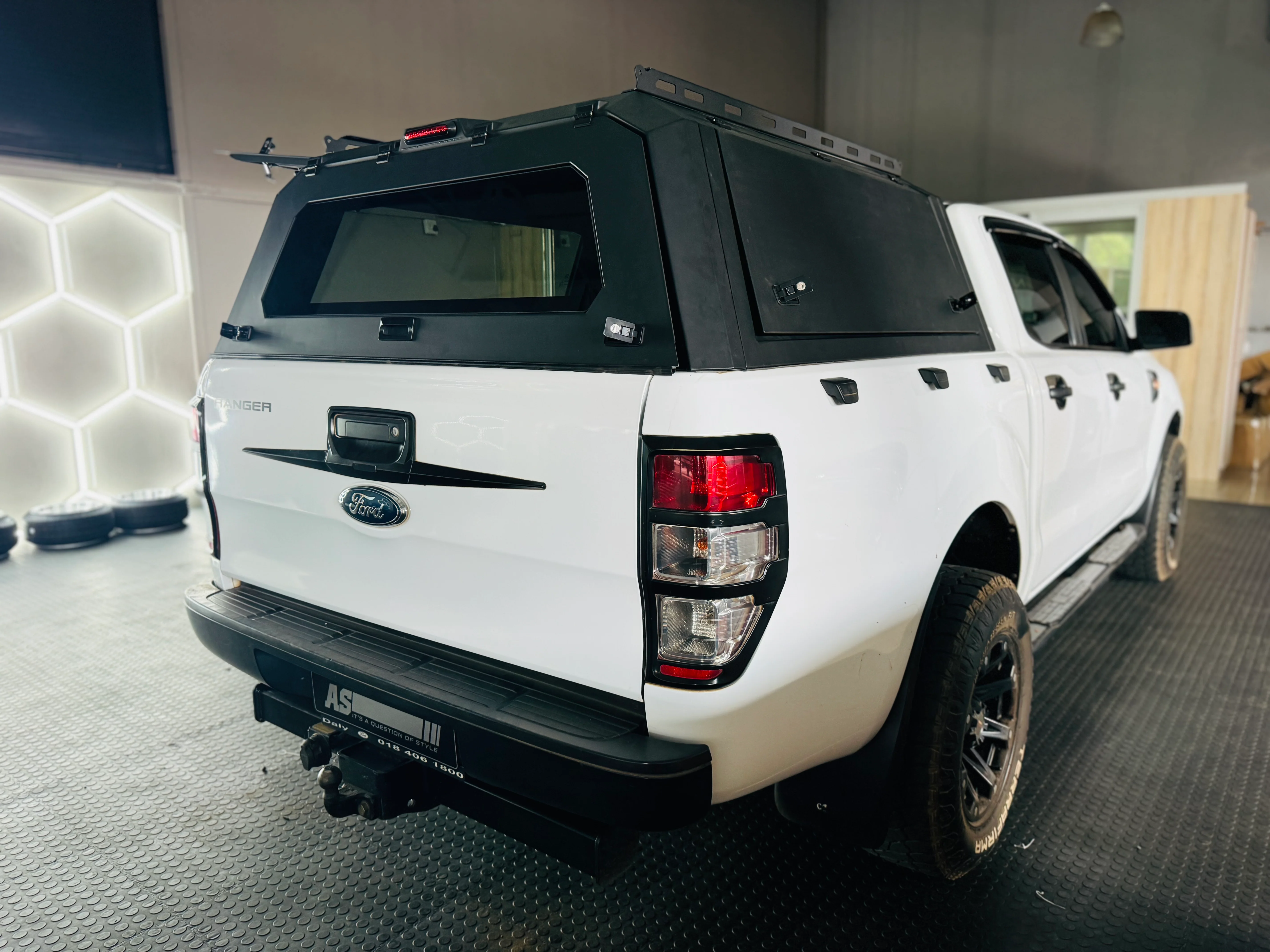 FORD RANGER T7 BLACK STEEL CANOPY - Image 11