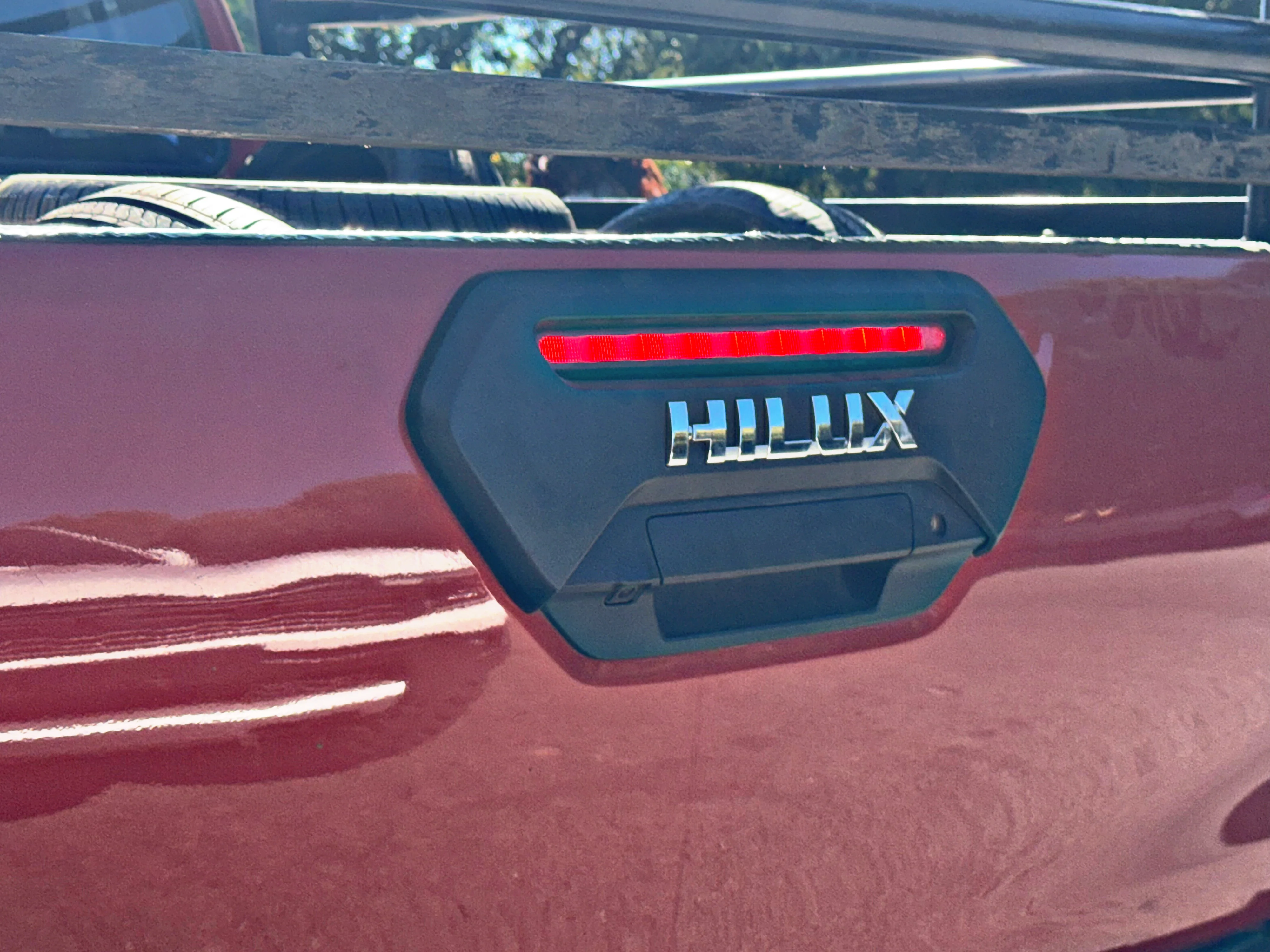 HILUX 2016+ TAILGATE HANDLE TRIM - Image 3