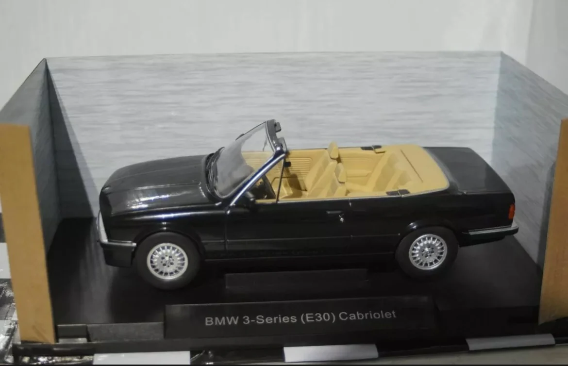 MCG 1:18 SCALE MODEL CAR BMW E30 325i cabrio 1985 - Image 7