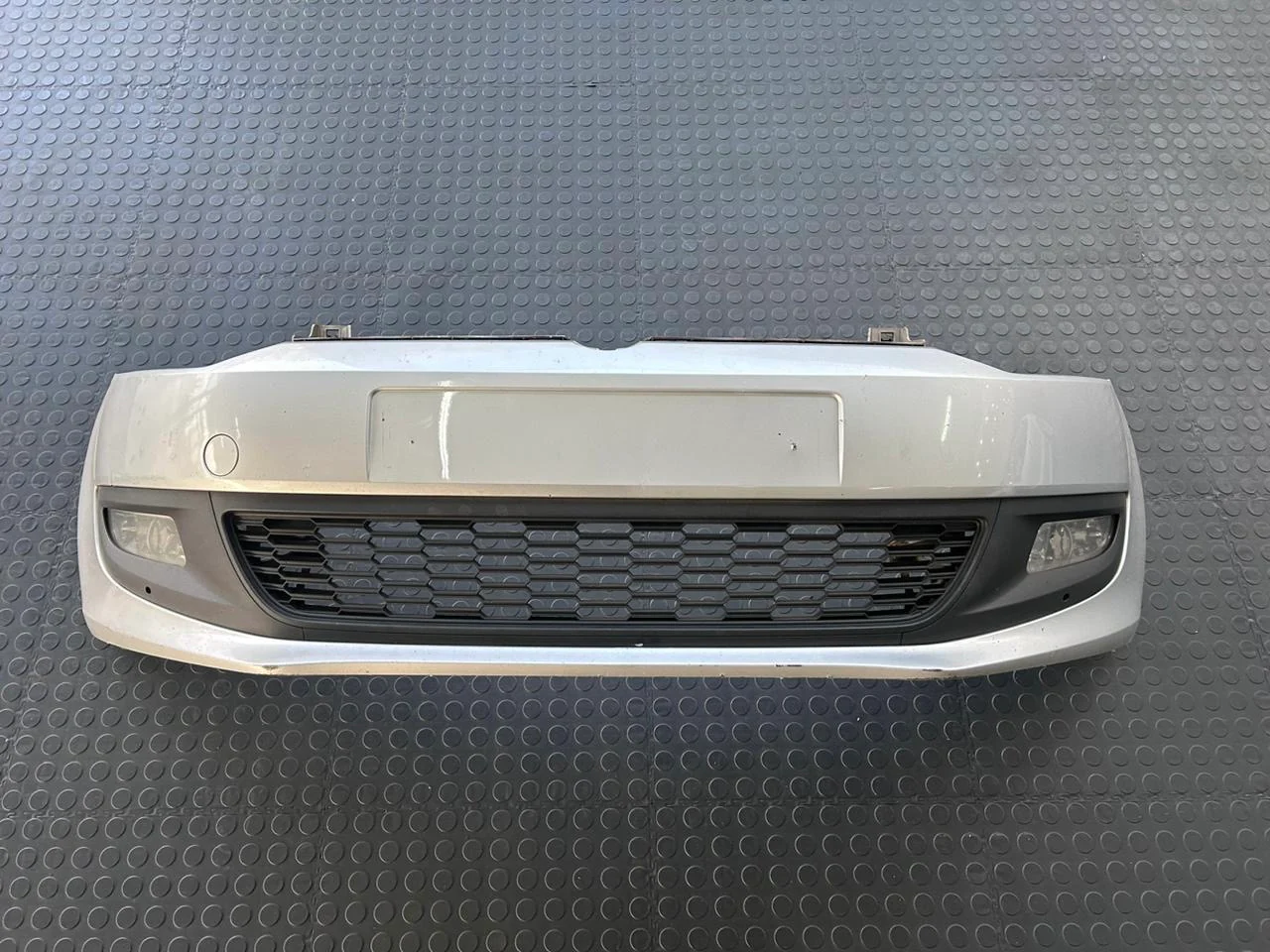 POLO 6 BUMPER,GRILLS, FOGS - Image 2