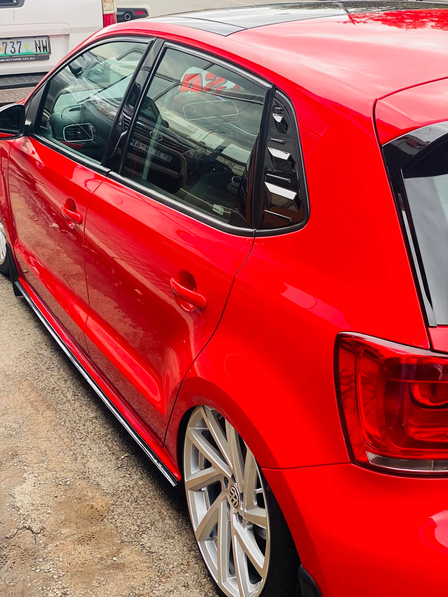 Polo 6 rear window louvers - Image 11
