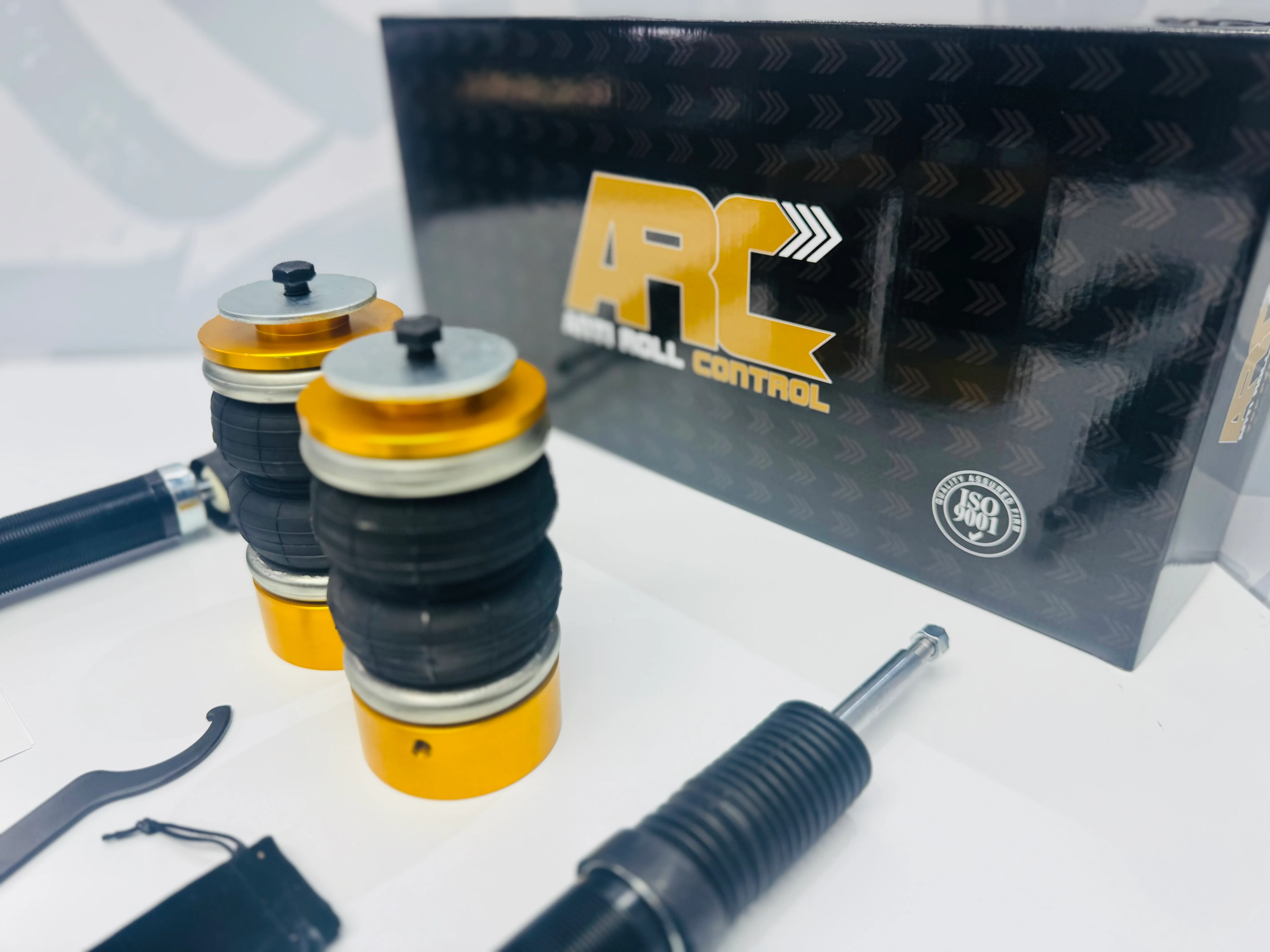 POLO 6r & 9n (bujwa)  ARC  AIR SUSPENSION STRUTS REARS HEIGHT ADJUSTABLE - Image 6
