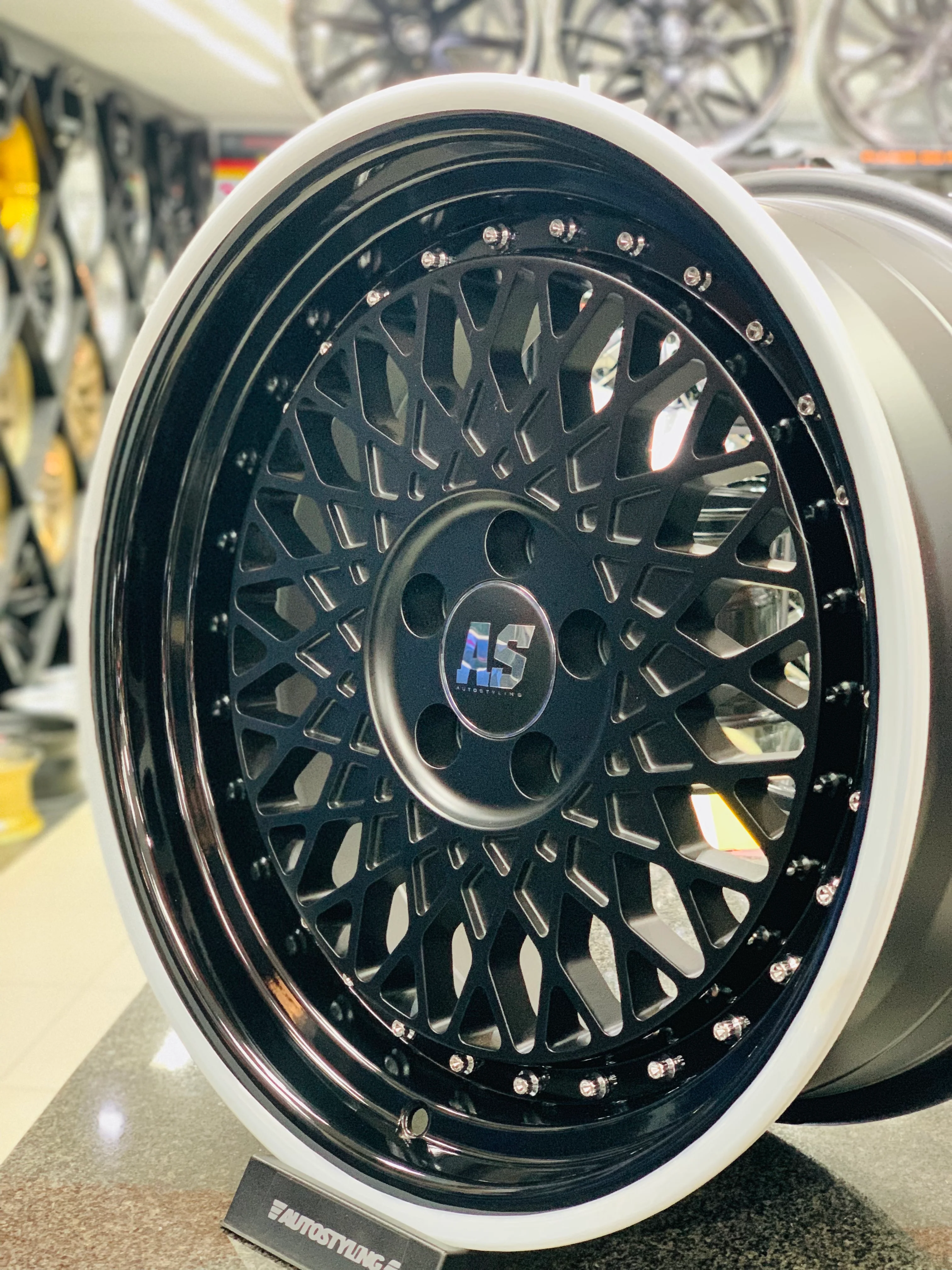 RIM LIP COVERS - Image 71
