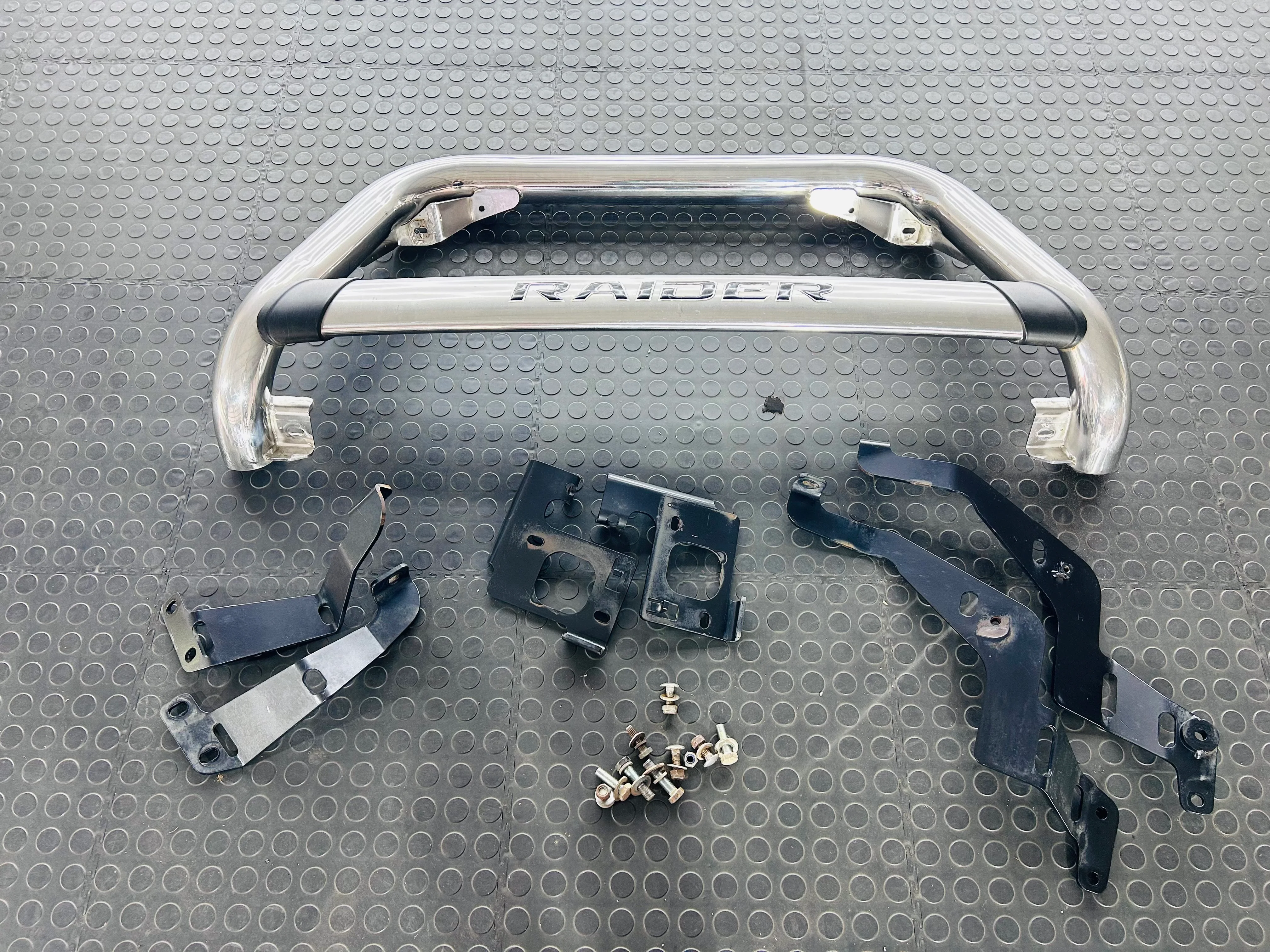 TOYOTA HILUX 2016+  GD6 ARTAV NUDGE BAR (PREOWNED ) - Image 3