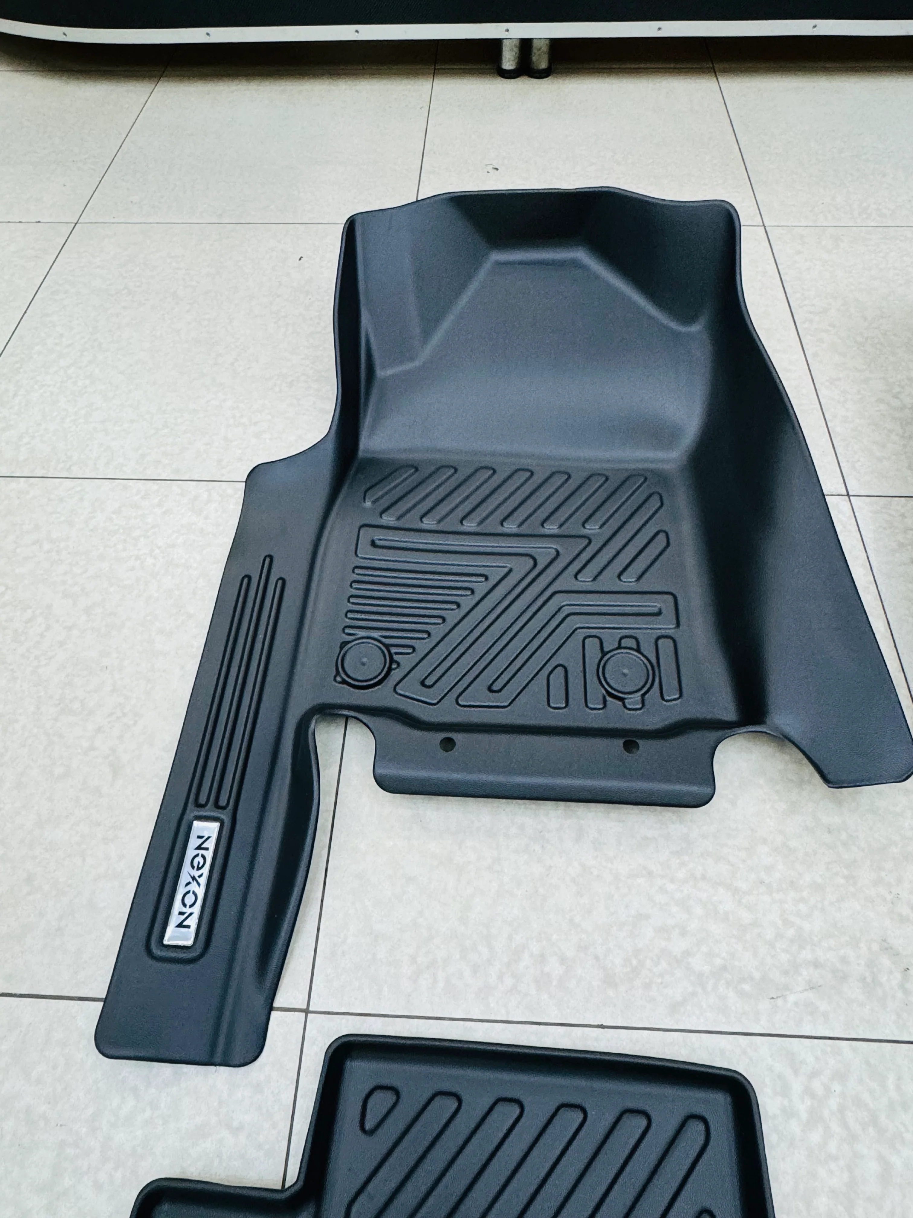 TOYOTA HILUX 2019-2023 ALL WEATHER TPE MATS - Image 2