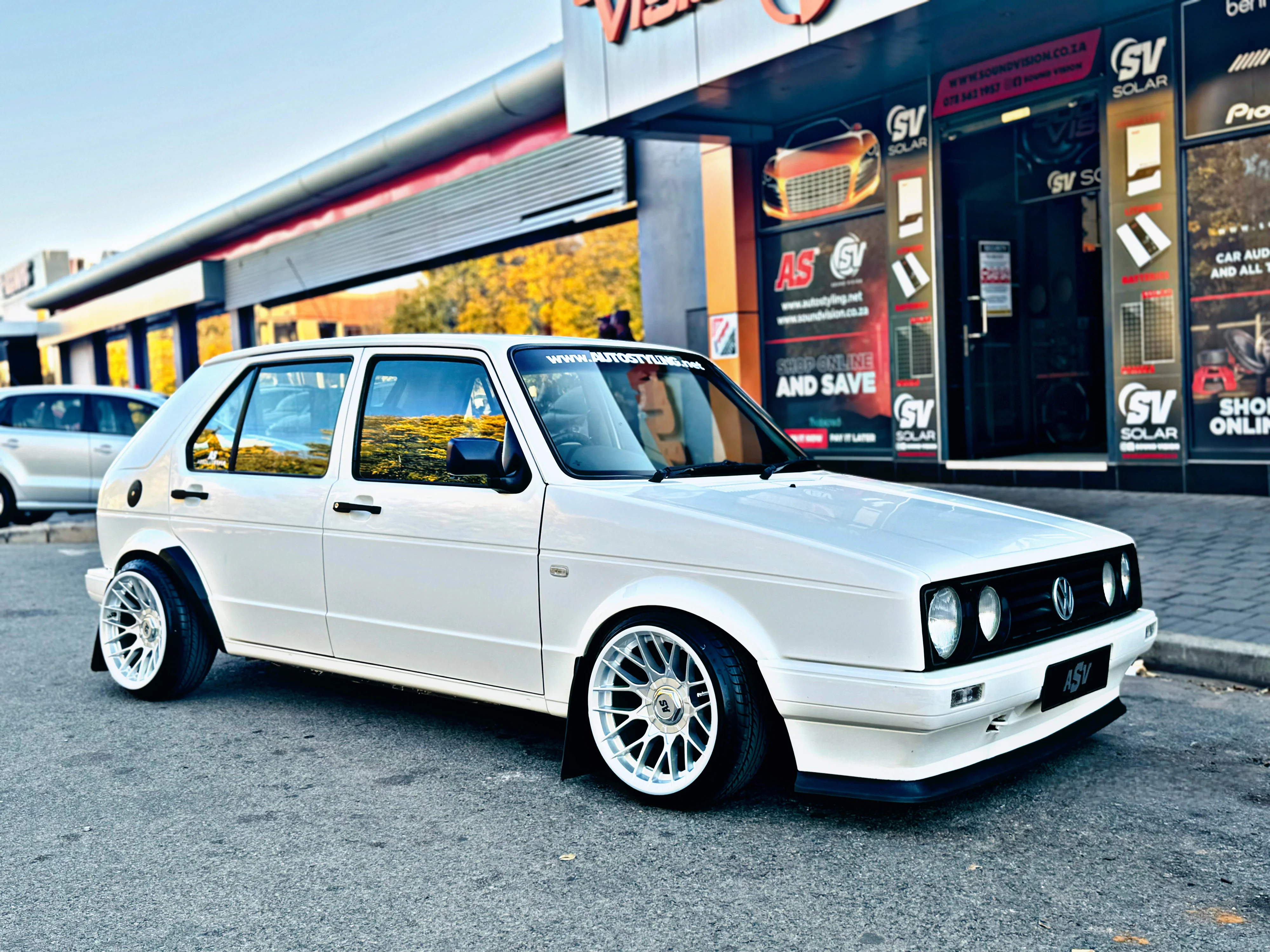 Universal Cressida lip 2pce - Image 9