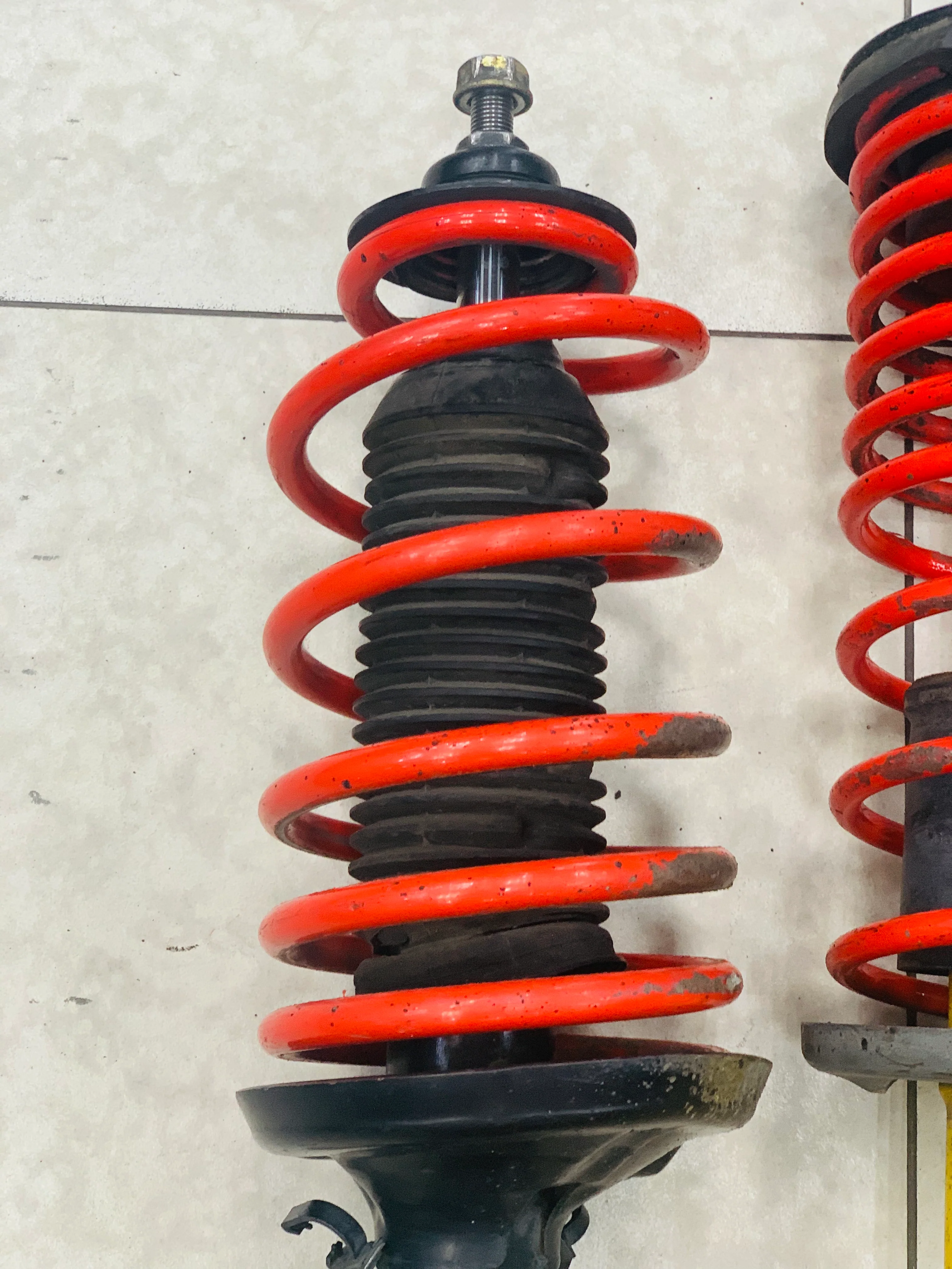VW MK3 VR6 SHOCKS & LOWERING SPRINGS - Image 5