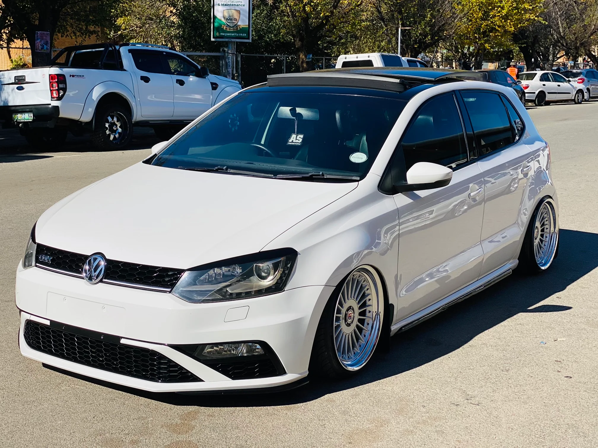 VW POLO 6 EYELIDS - Image 3